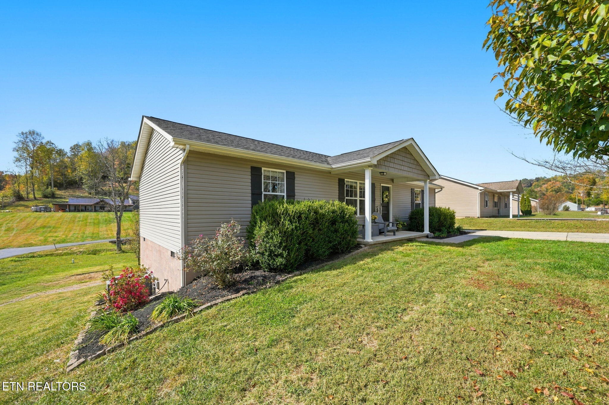 135 Raccoon Valley Road Maynardville TN 37807