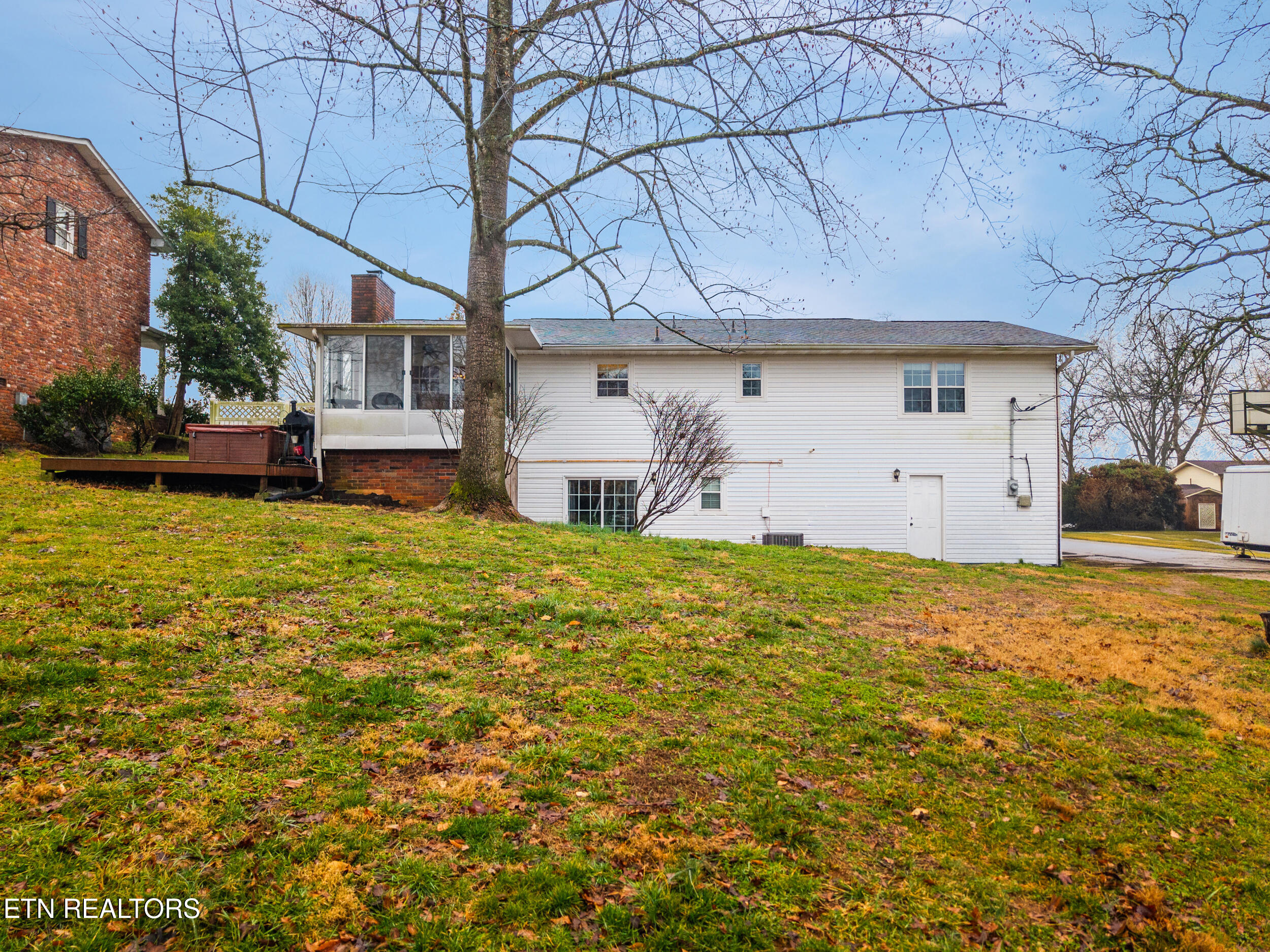 2913 Staffordshire Boulevard Powell TN 37849