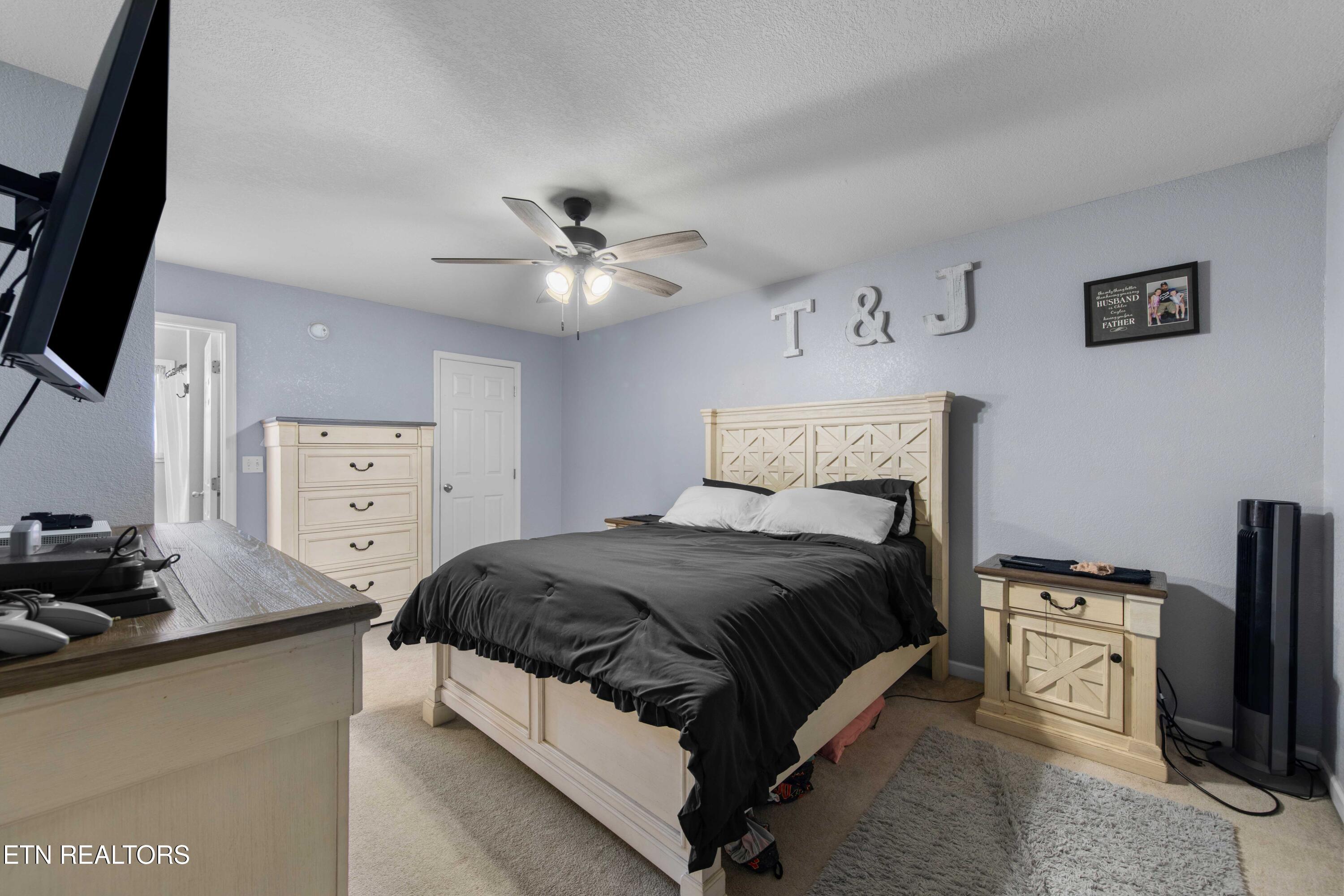 1007 W Kentucky Avenue Lafollette TN 37766