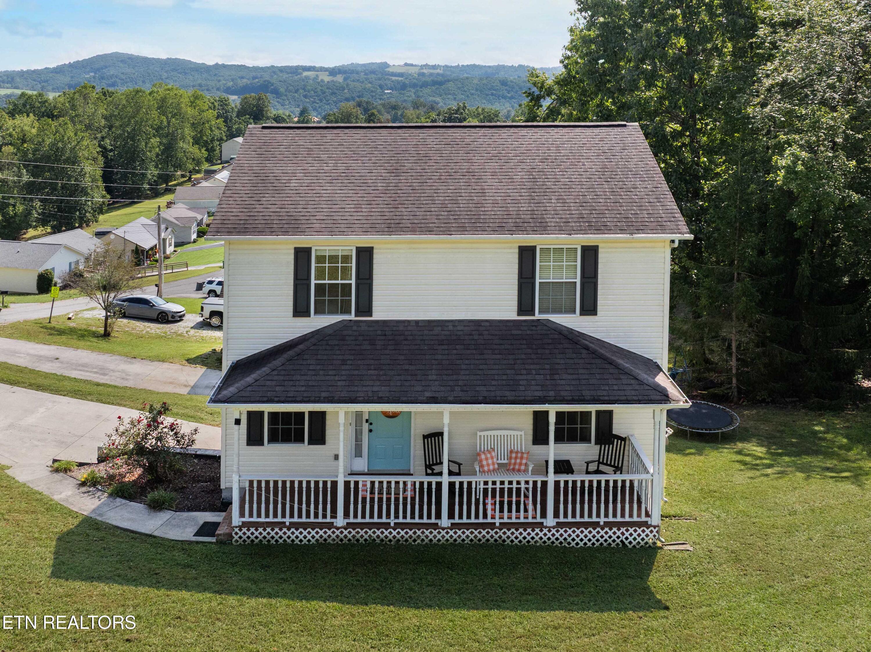 1007 W Kentucky Avenue Lafollette TN 37766