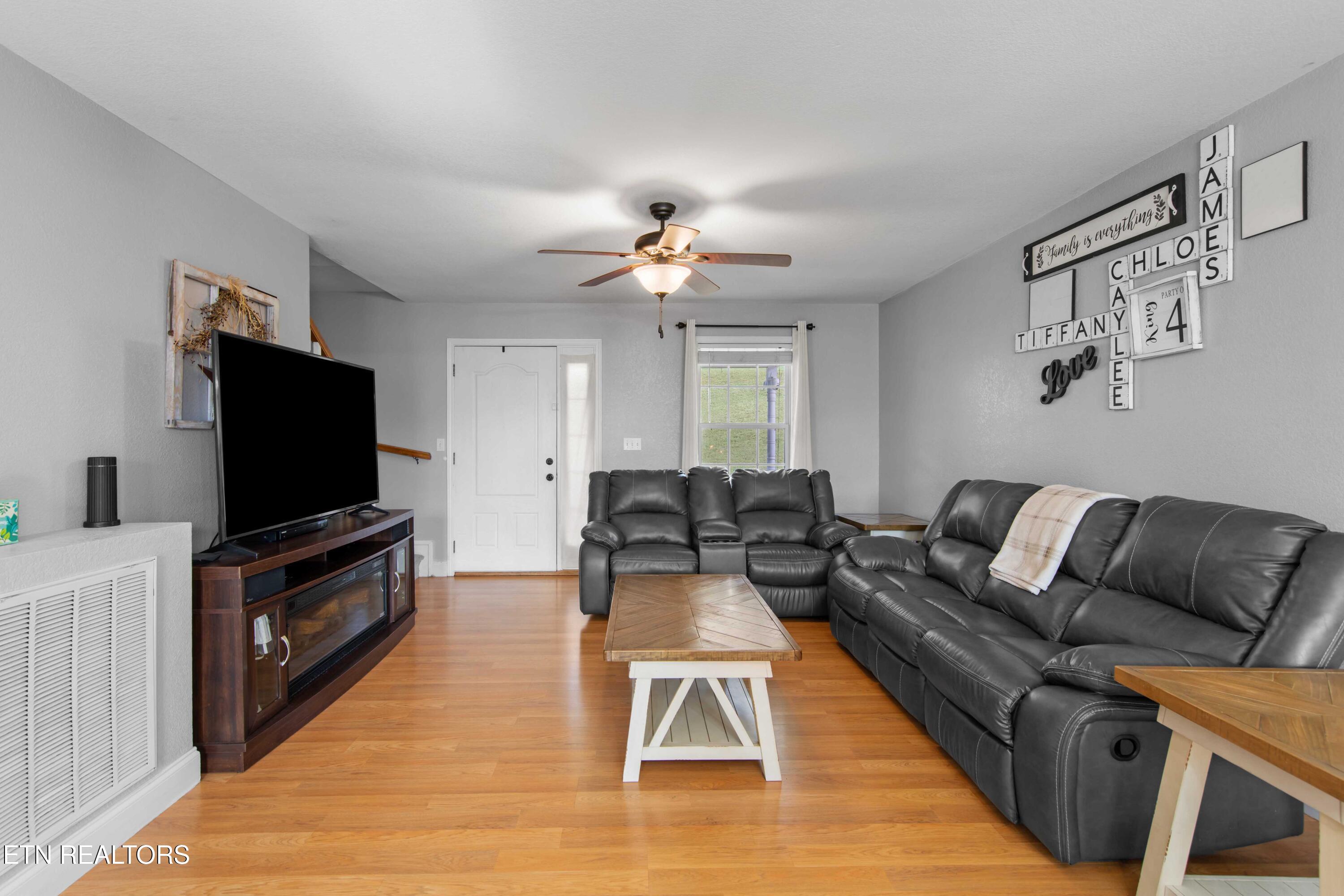 1007 W Kentucky Avenue Lafollette TN 37766