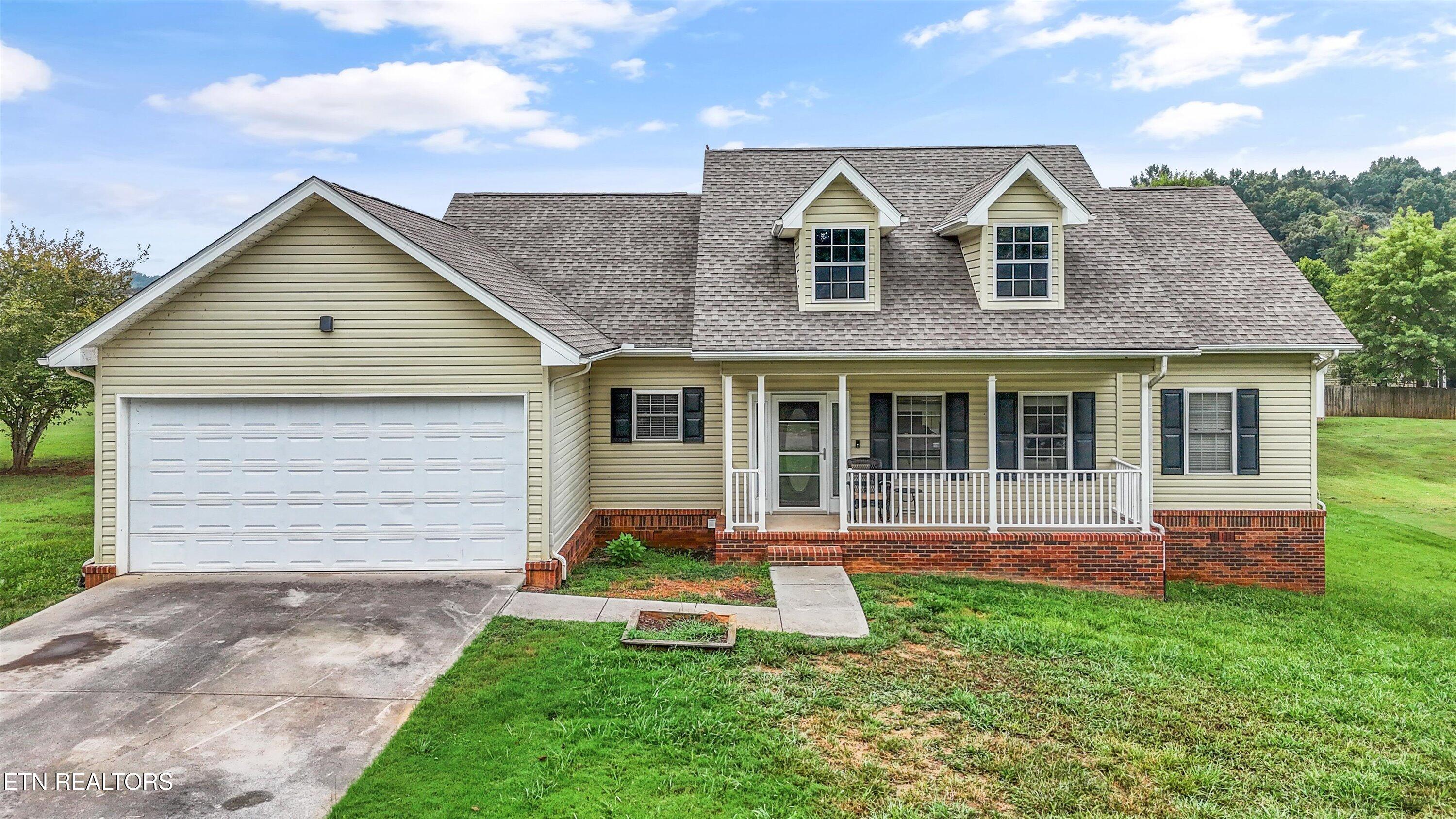1924 River Vista Circle Sevierville TN 37876