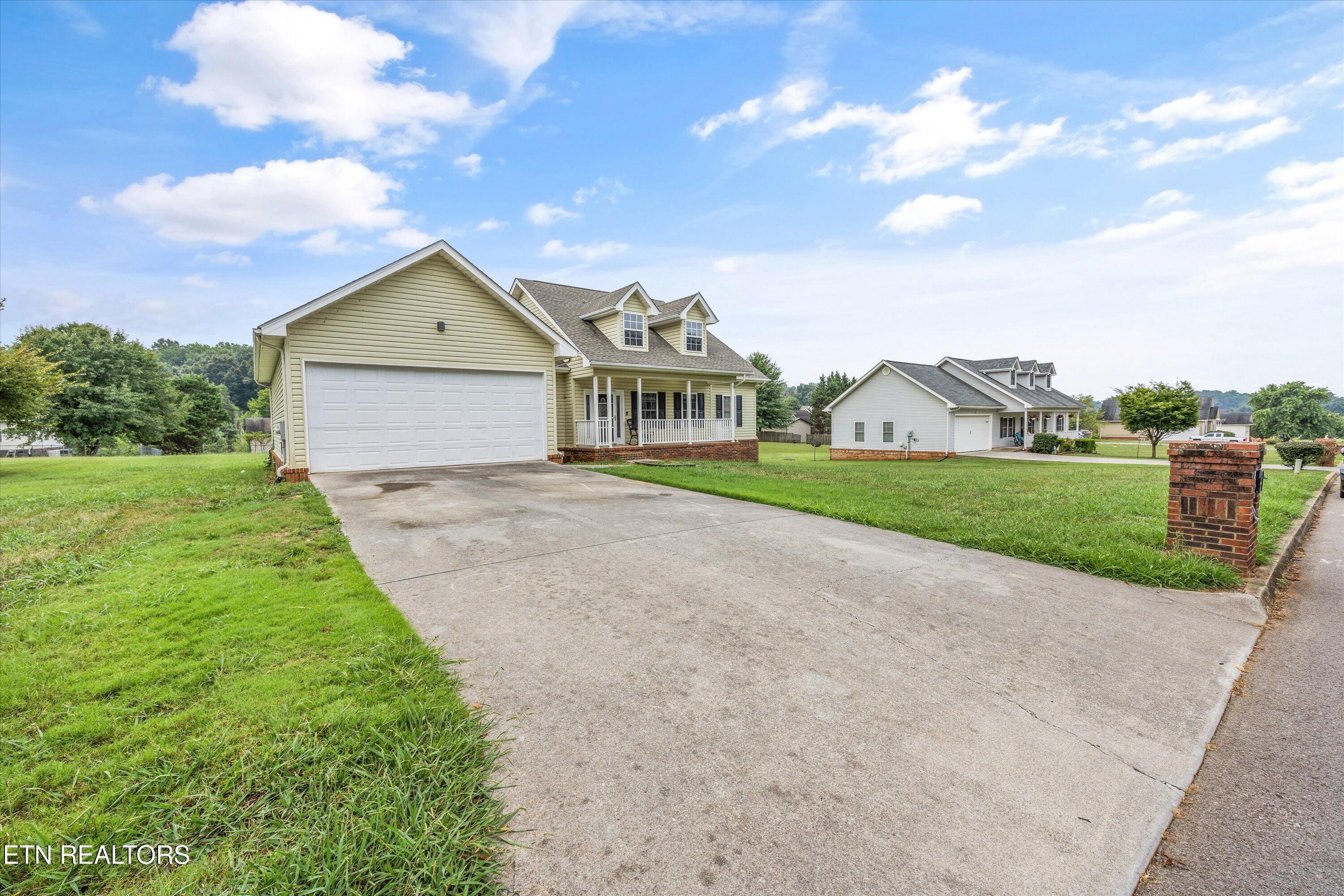1924 River Vista Circle Sevierville TN 37876