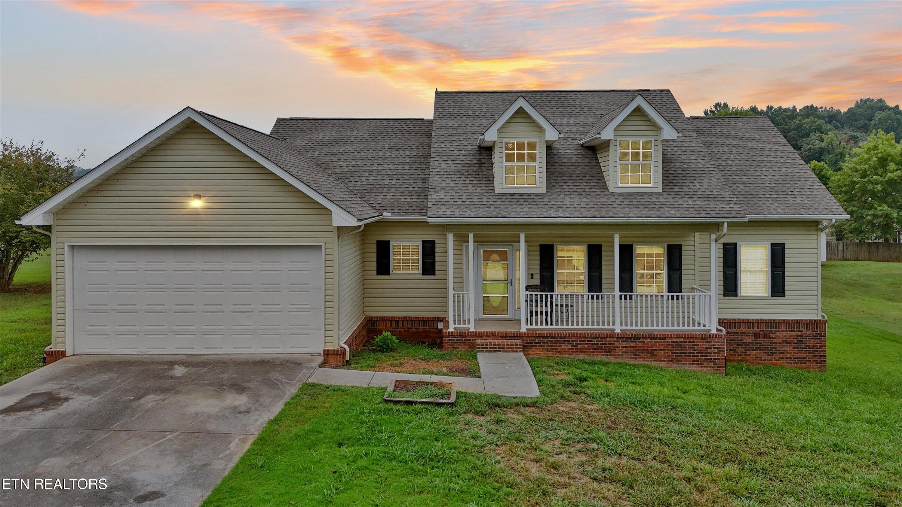1924 River Vista Circle Sevierville TN 37876
