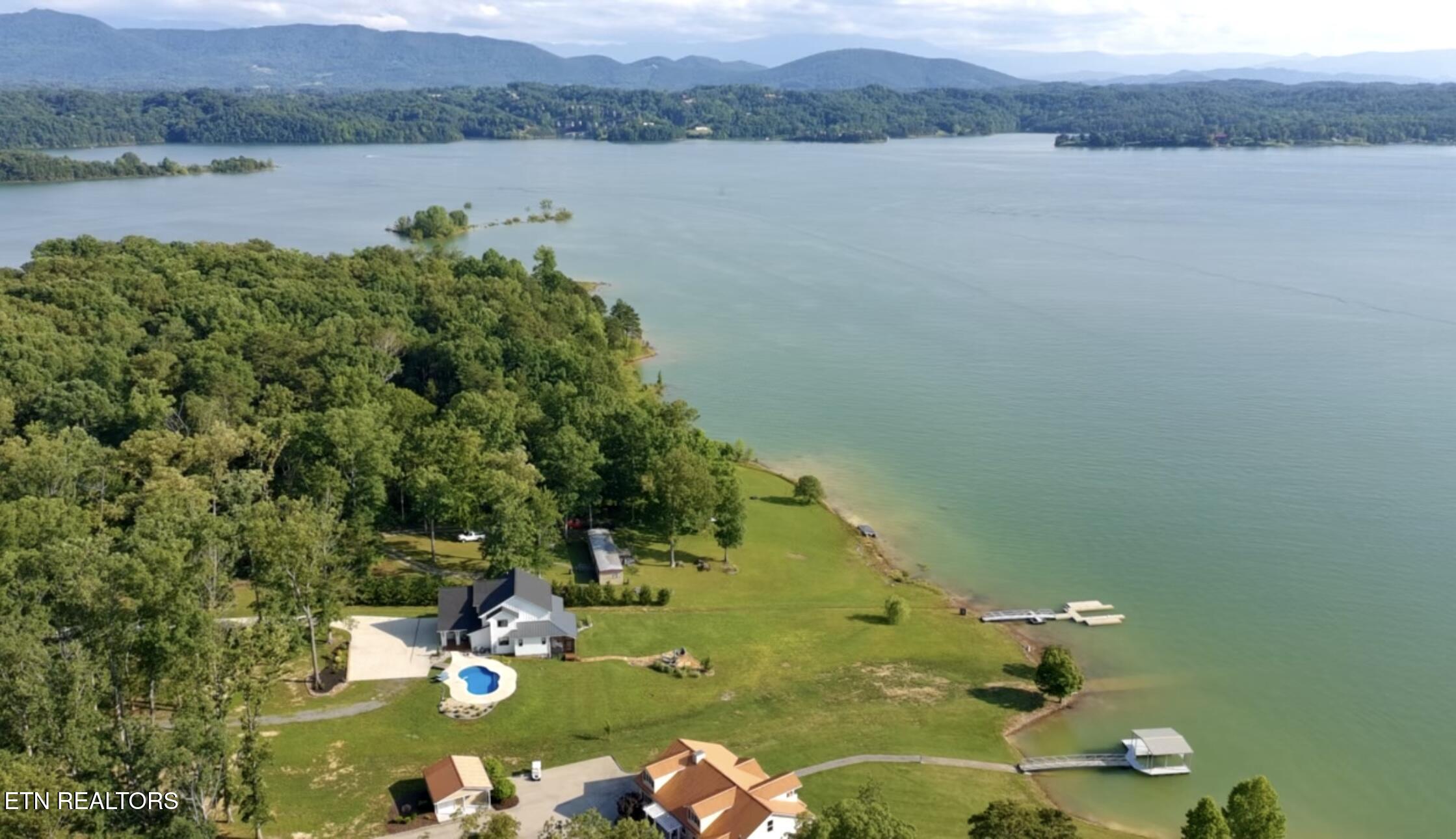 2227 Ted Moore Road Dandridge TN 37725