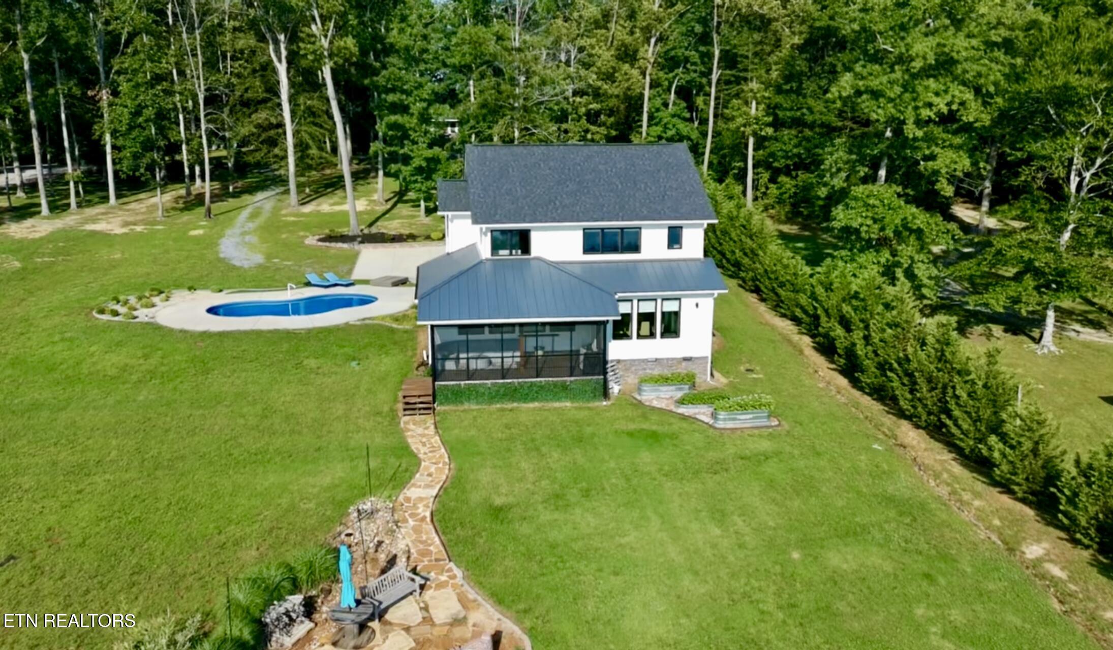 2227 Ted Moore Road Dandridge TN 37725