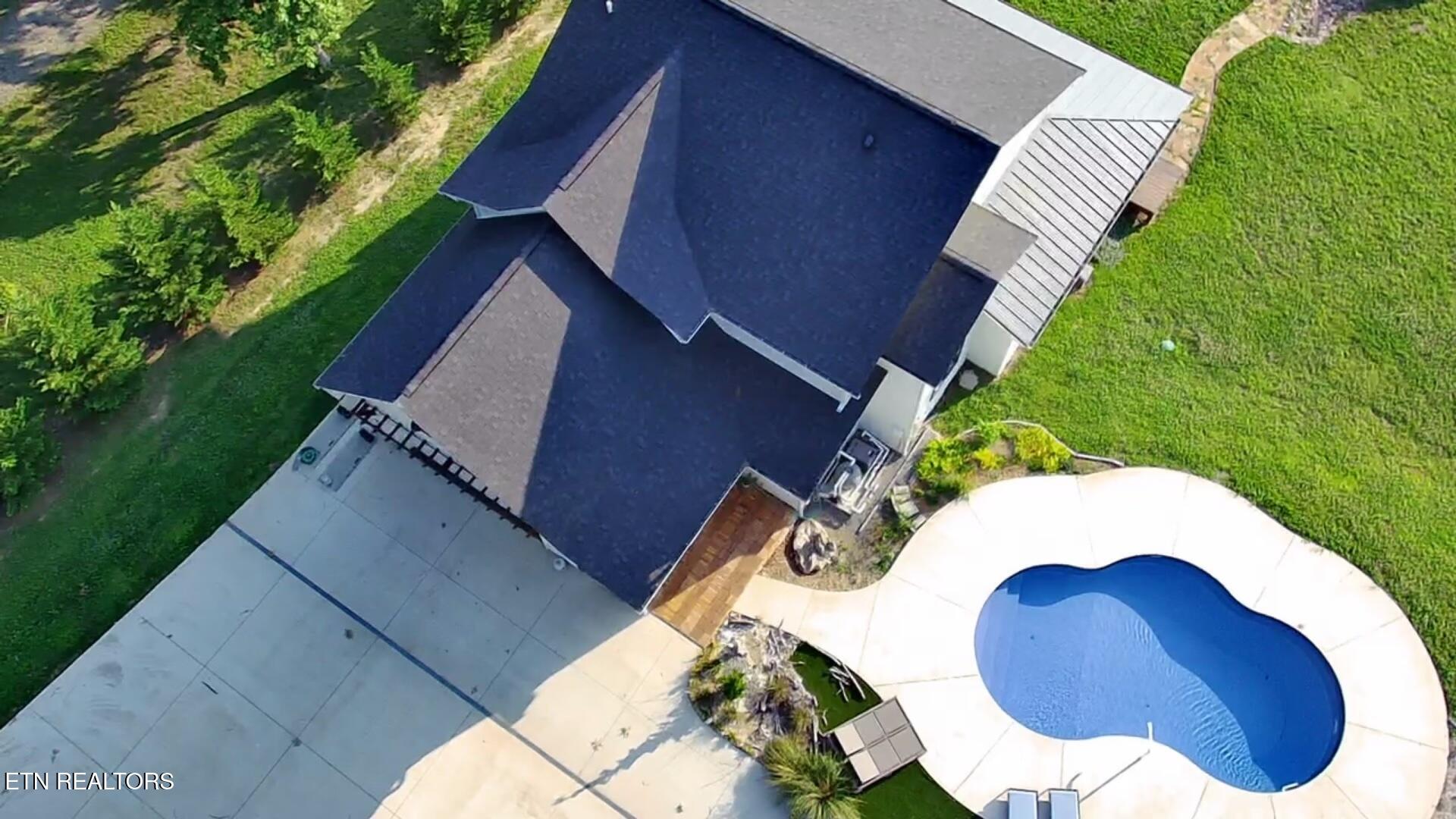 2227 Ted Moore Road Dandridge TN 37725