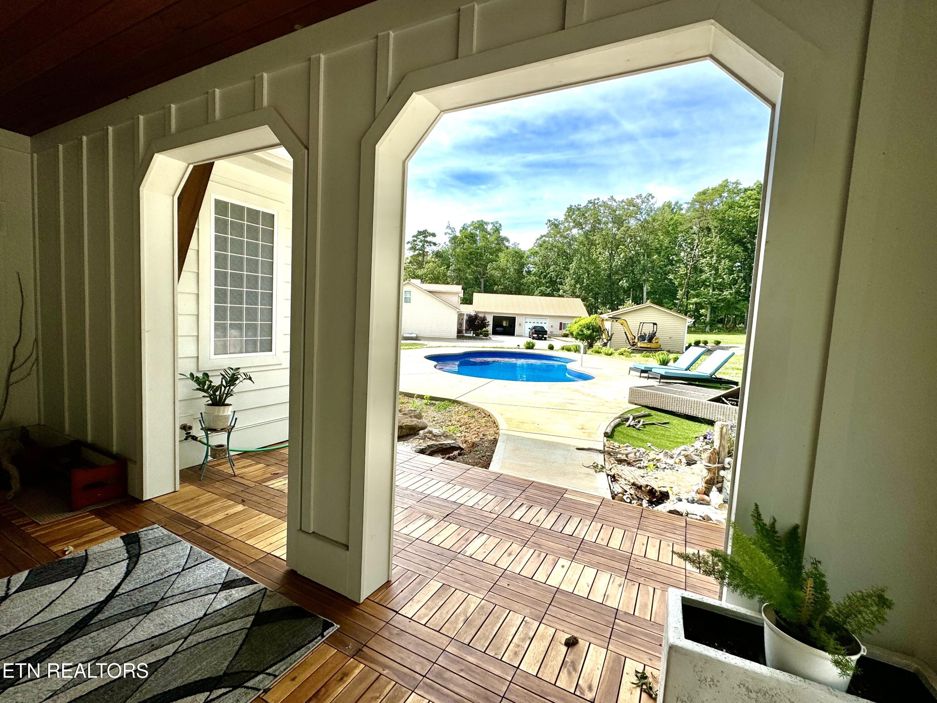 2227 Ted Moore Road Dandridge TN 37725
