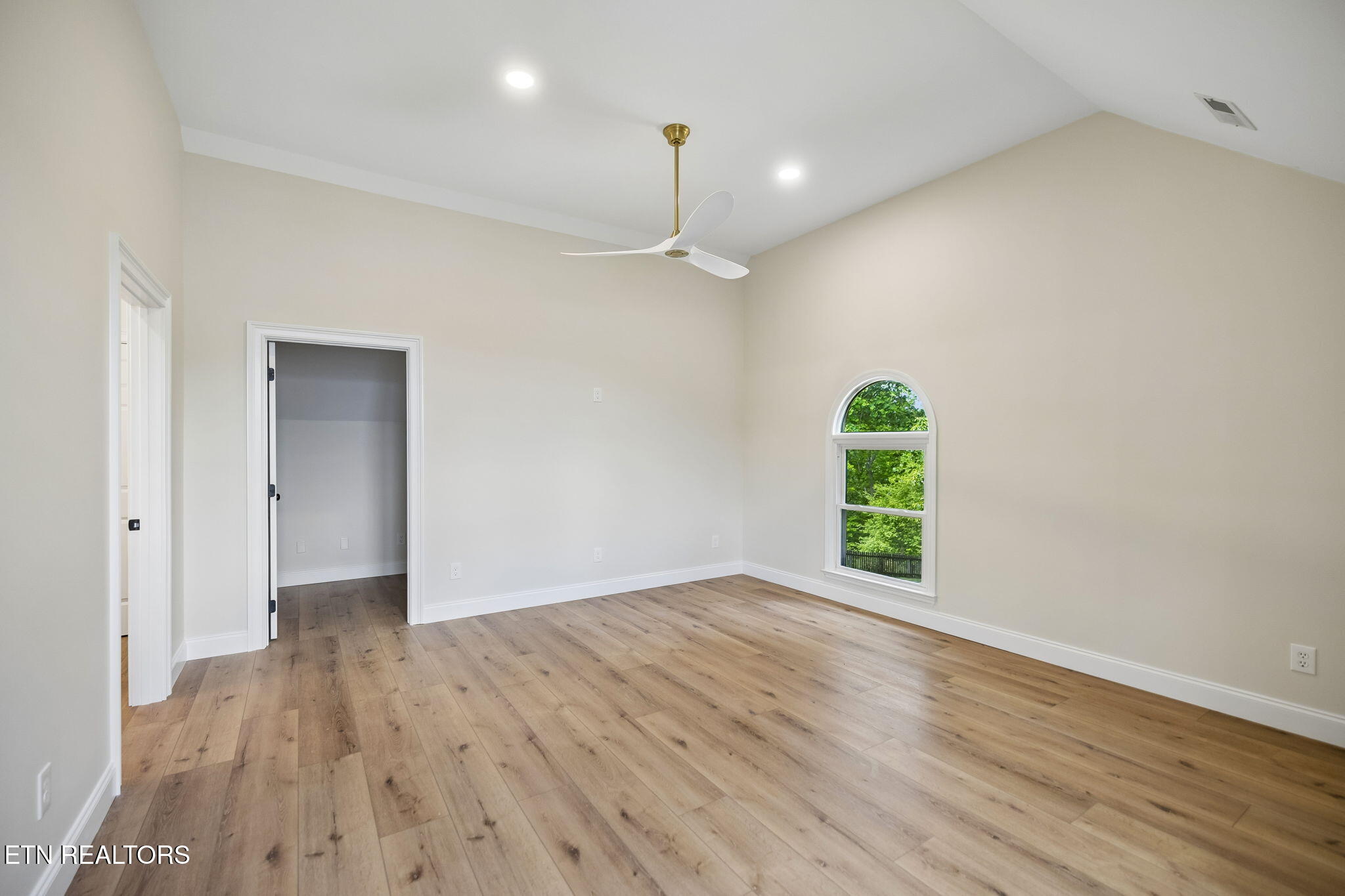 1128 Brentwood Point Kingston TN 37763