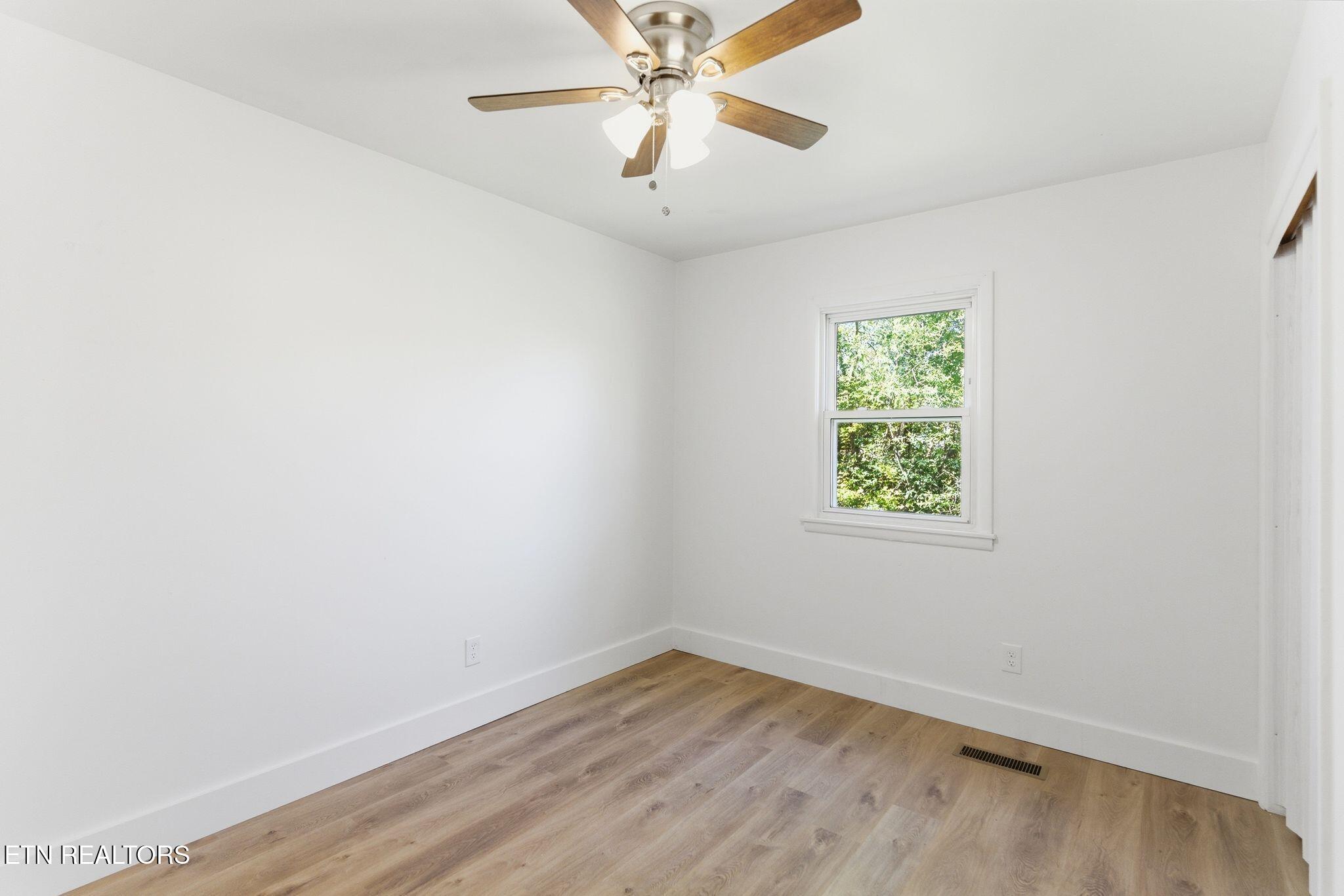 2210 W Gilbert Lane Knoxville TN 37920