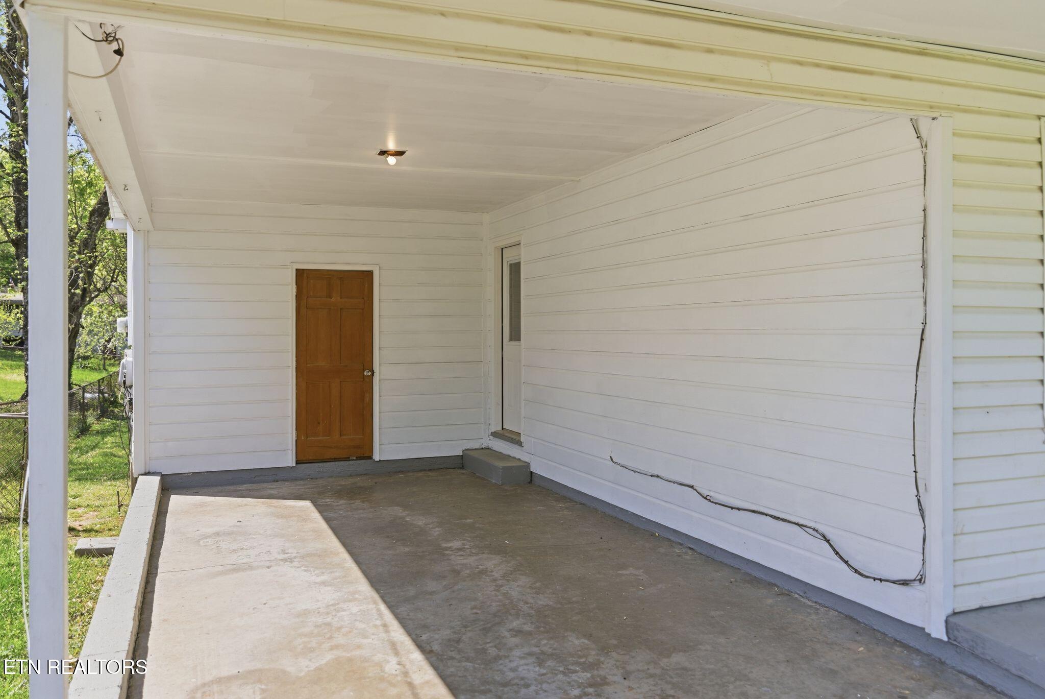 2210 W Gilbert Lane Knoxville TN 37920