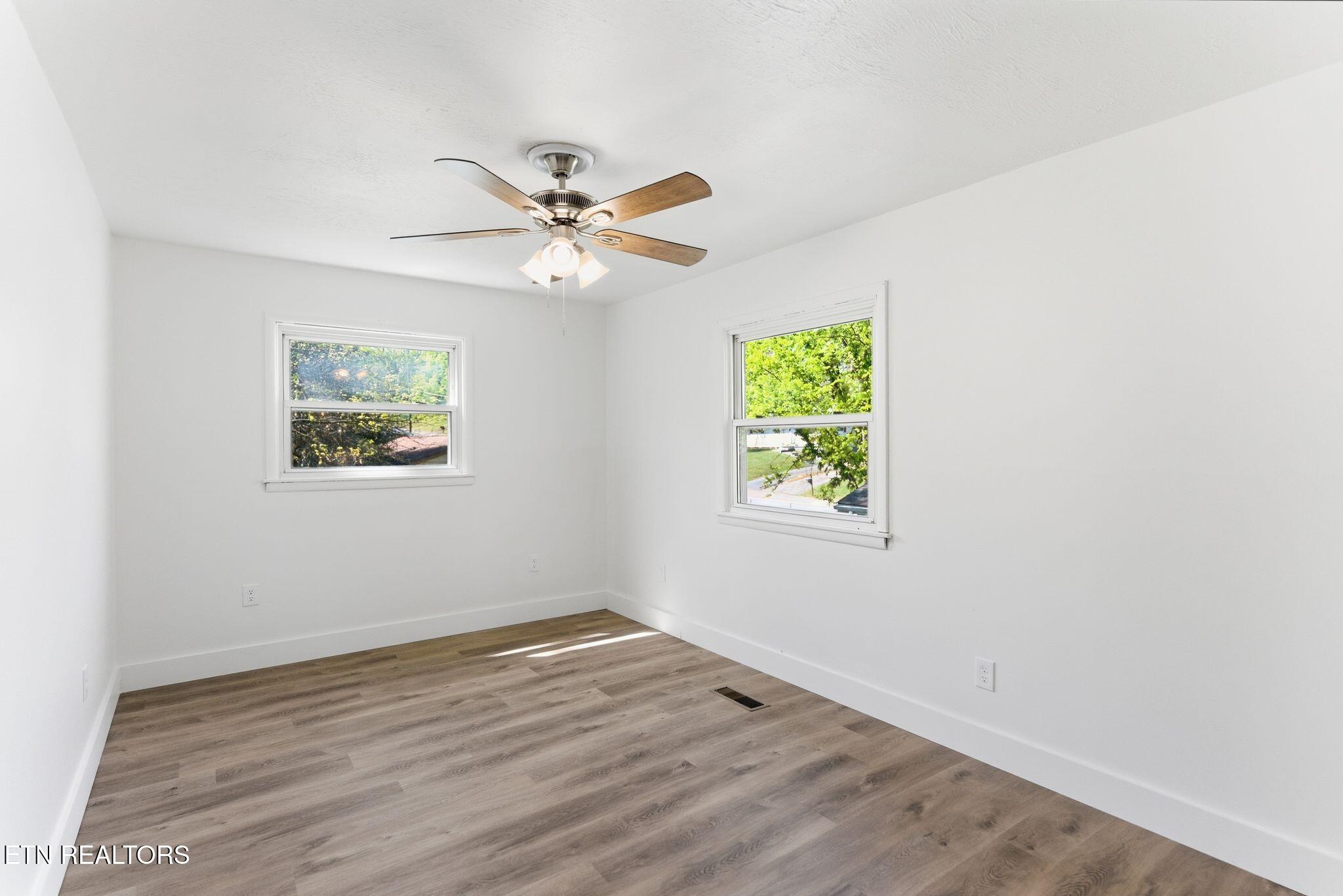 2210 W Gilbert Lane Knoxville TN 37920