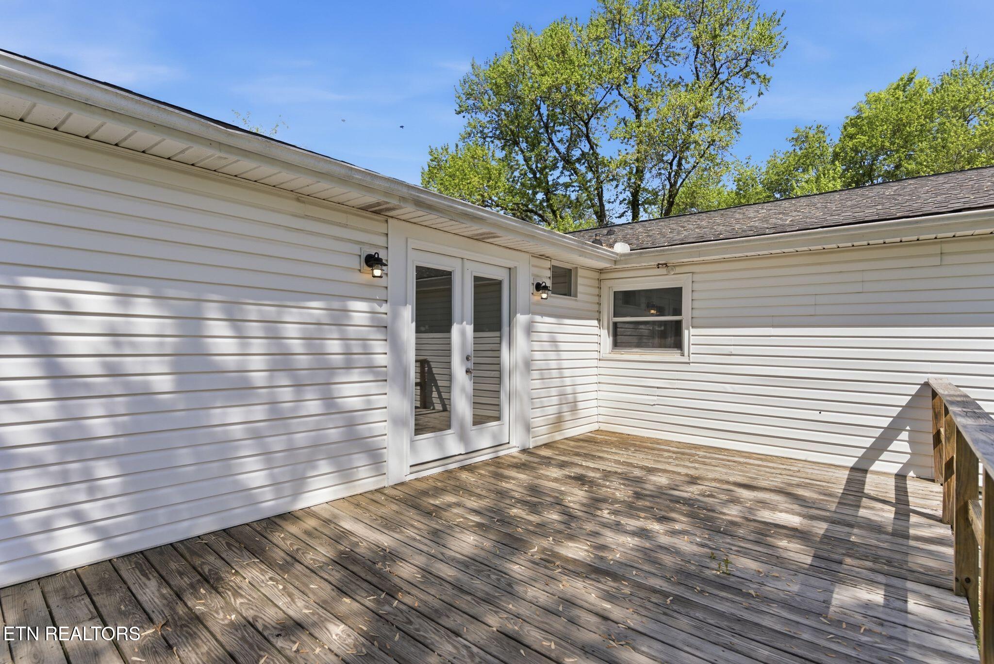 2210 W Gilbert Lane Knoxville TN 37920