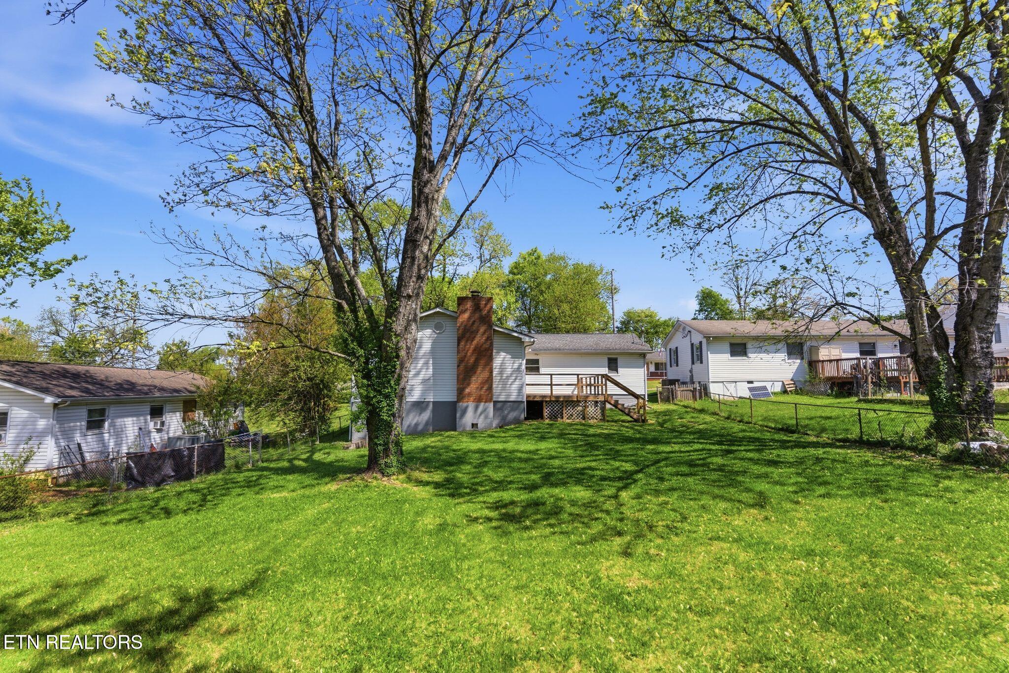 2210 W Gilbert Lane Knoxville TN 37920