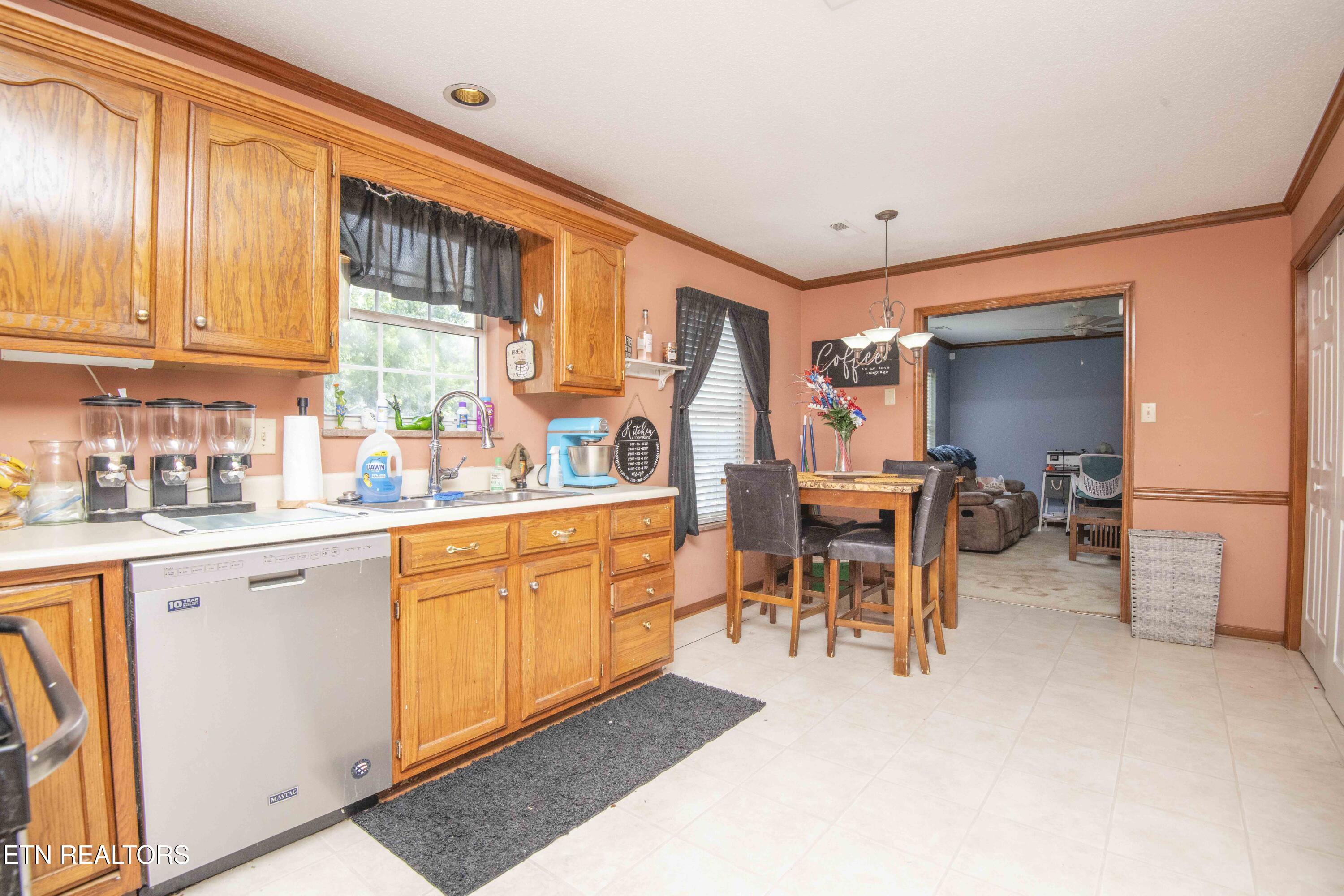 512 Windgate Court Powell TN 37849