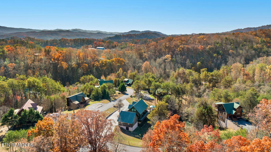 1347 Zachary Thomas Lane Sevierville TN 37876
