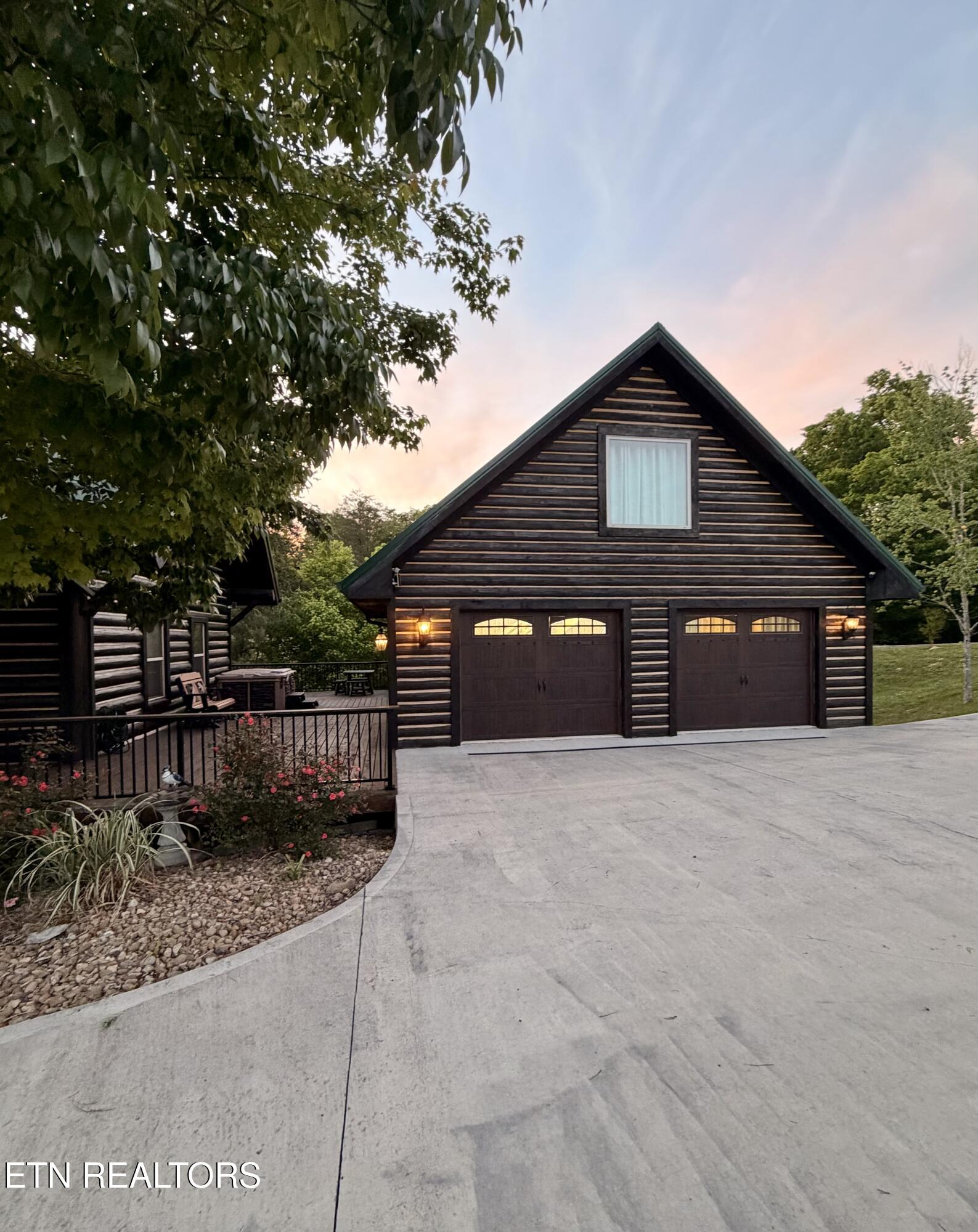 1347 Zachary Thomas Lane Sevierville TN 37876