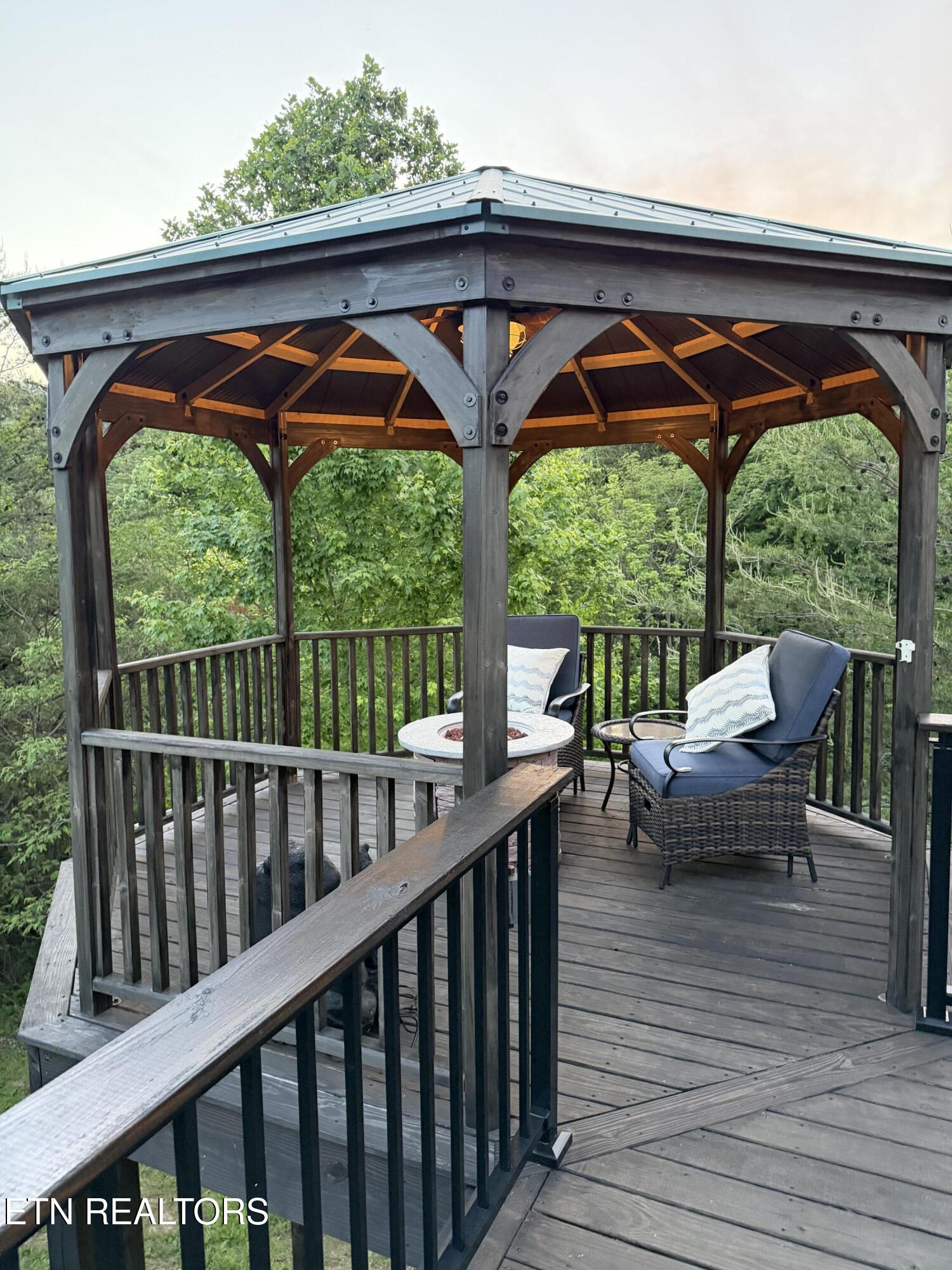 1347 Zachary Thomas Lane Sevierville TN 37876