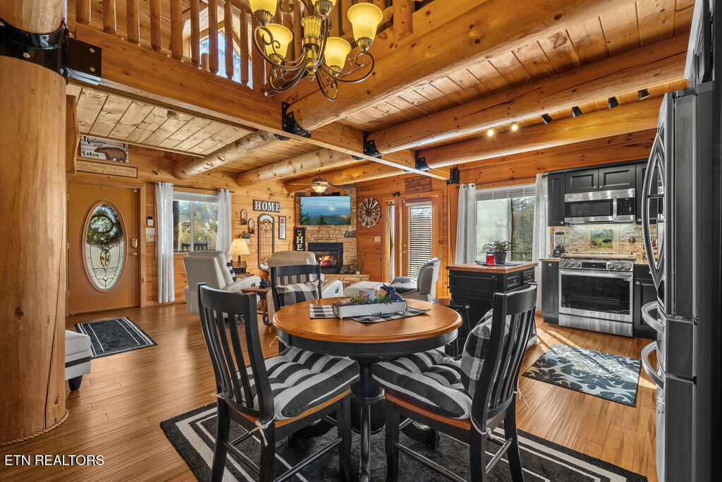 1347 Zachary Thomas Lane Sevierville TN 37876