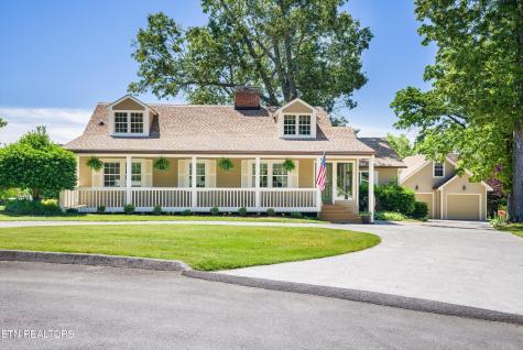 299 Zane Lane Lenoir City TN 37772