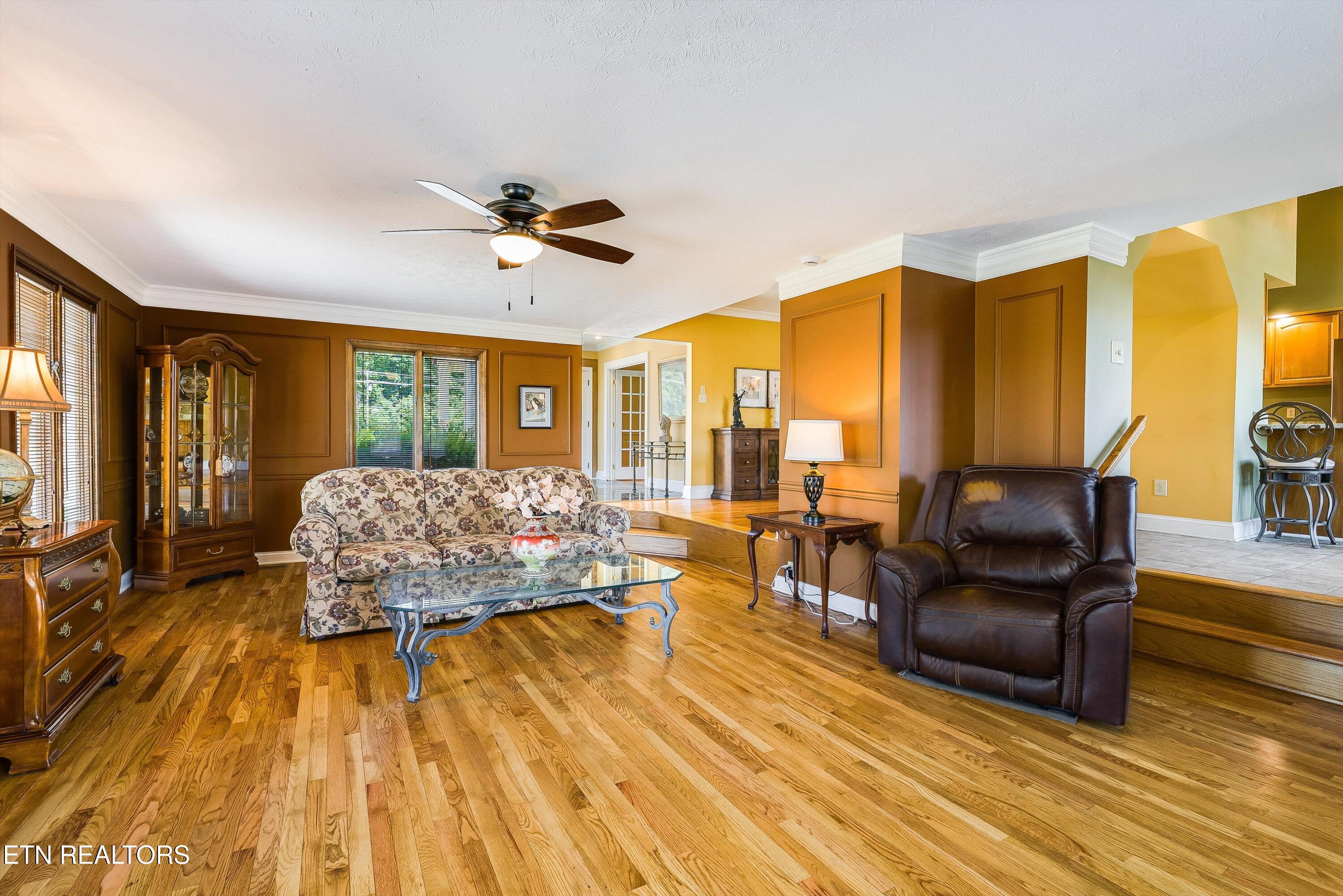 299 Zane Lane Lenoir City TN 37772
