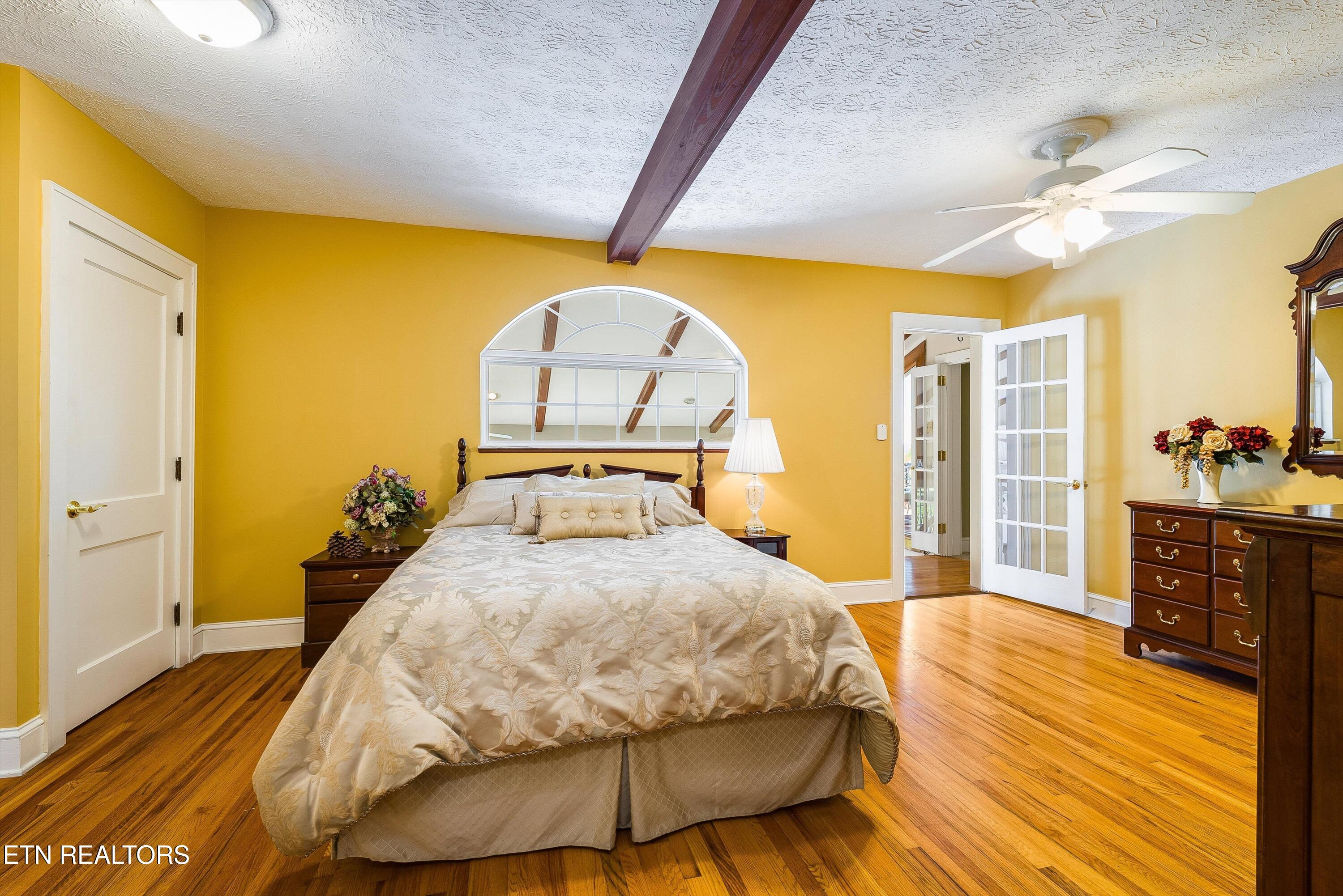 299 Zane Lane Lenoir City TN 37772