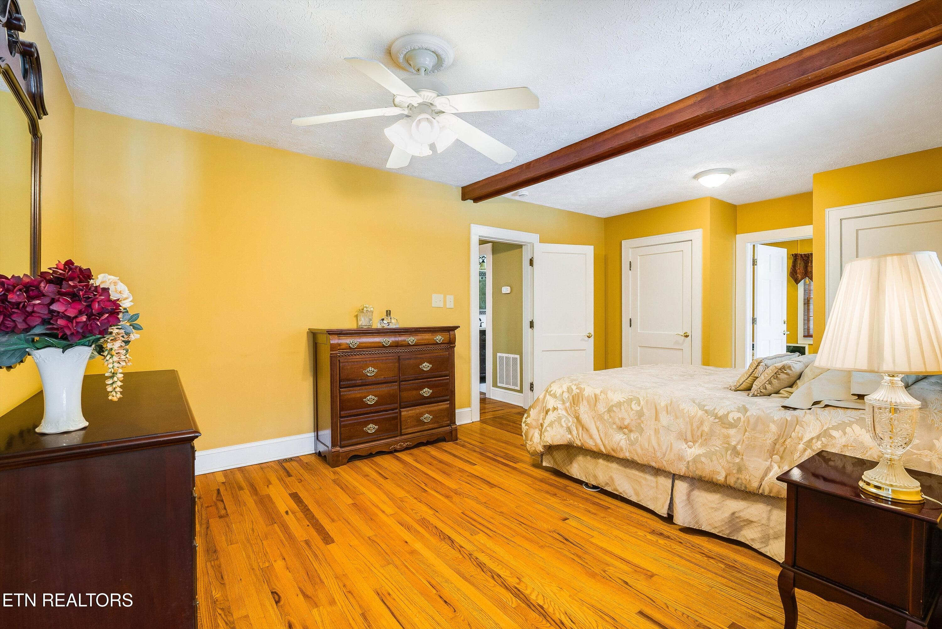 299 Zane Lane Lenoir City TN 37772