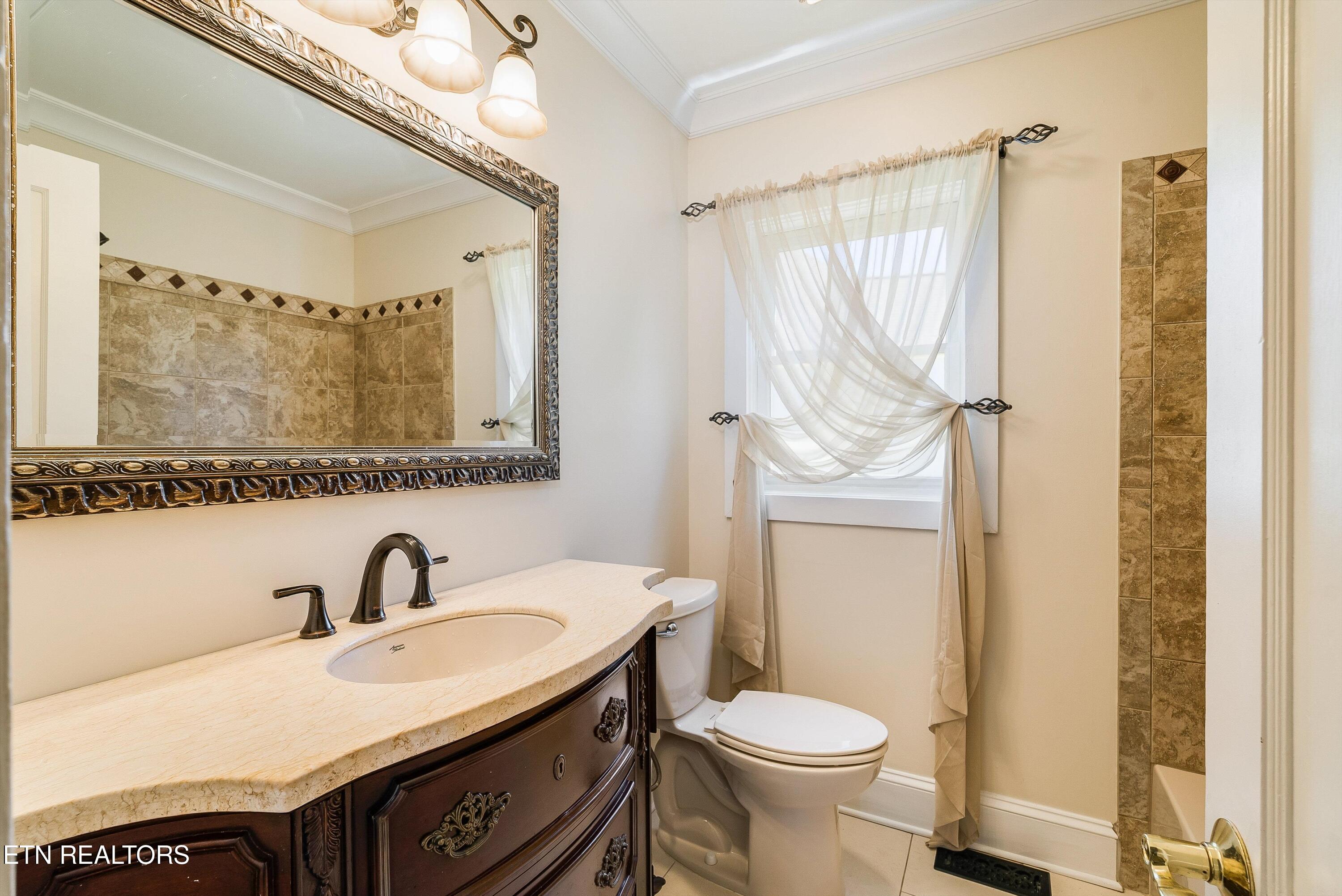 299 Zane Lane Lenoir City TN 37772