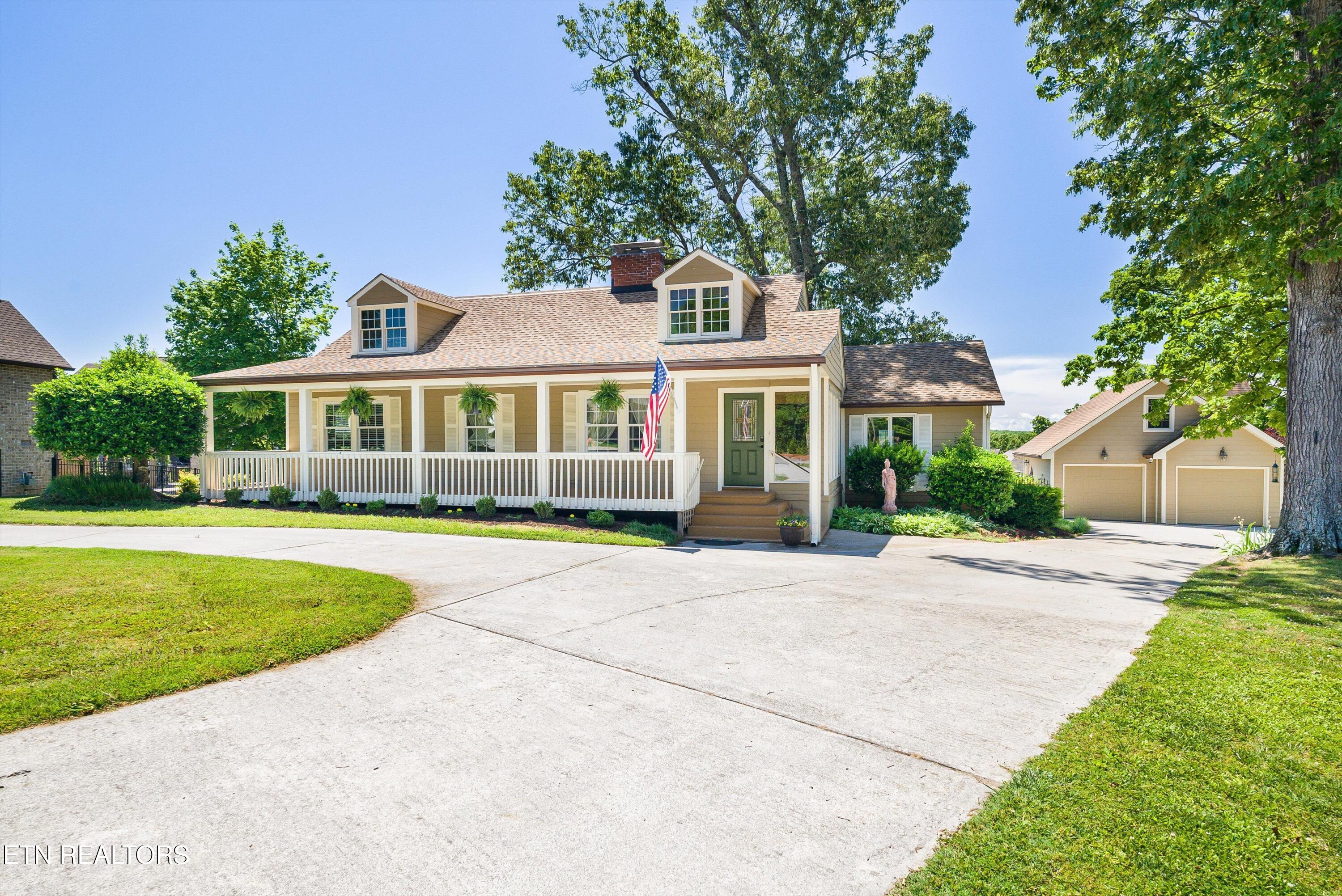 299 Zane Lane Lenoir City TN 37772