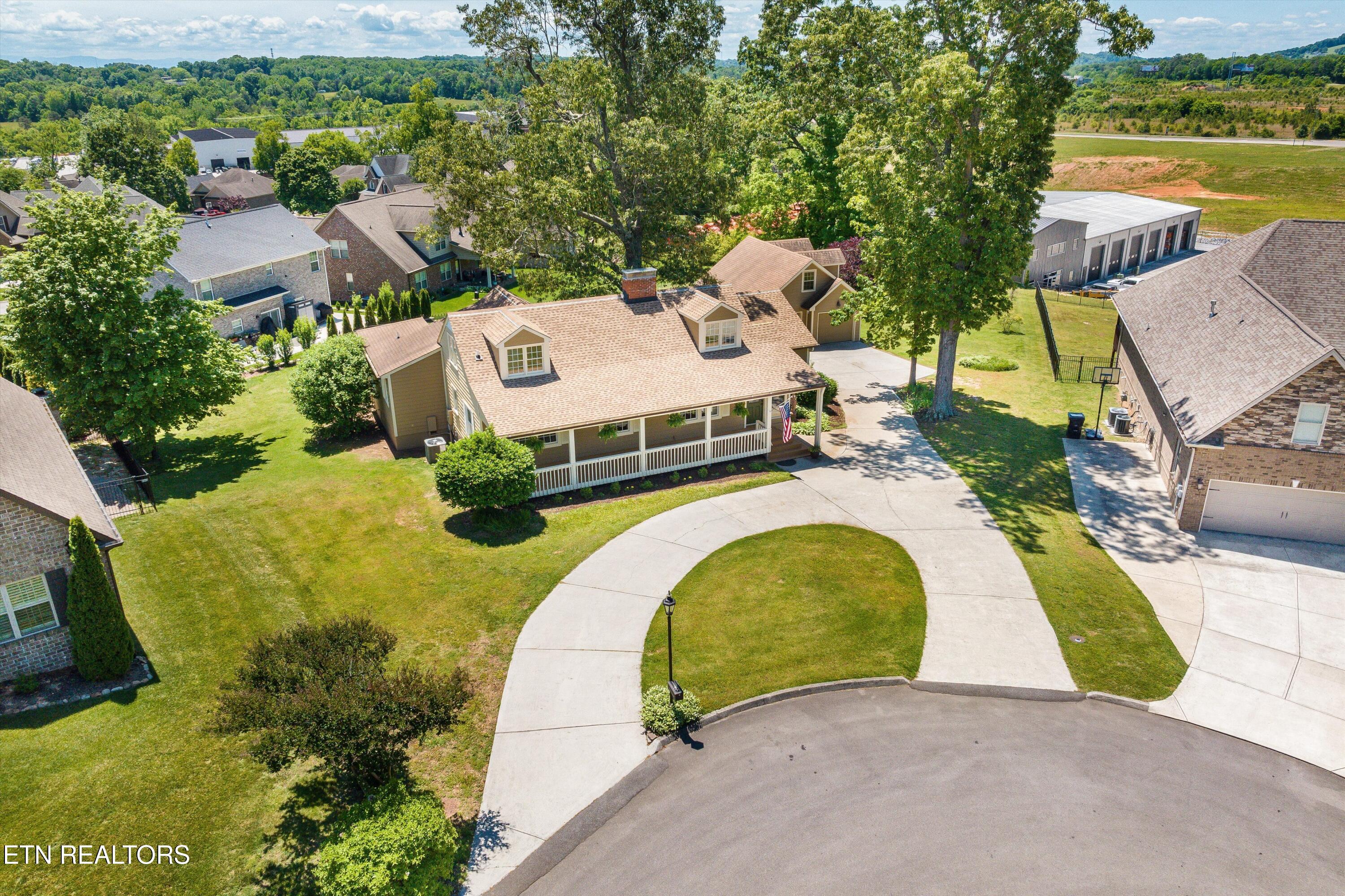 299 Zane Lane Lenoir City TN 37772