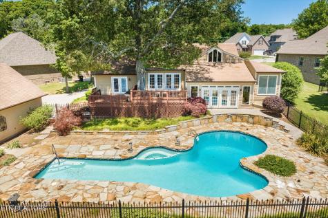 299 Zane Lane Lenoir City TN 37772
