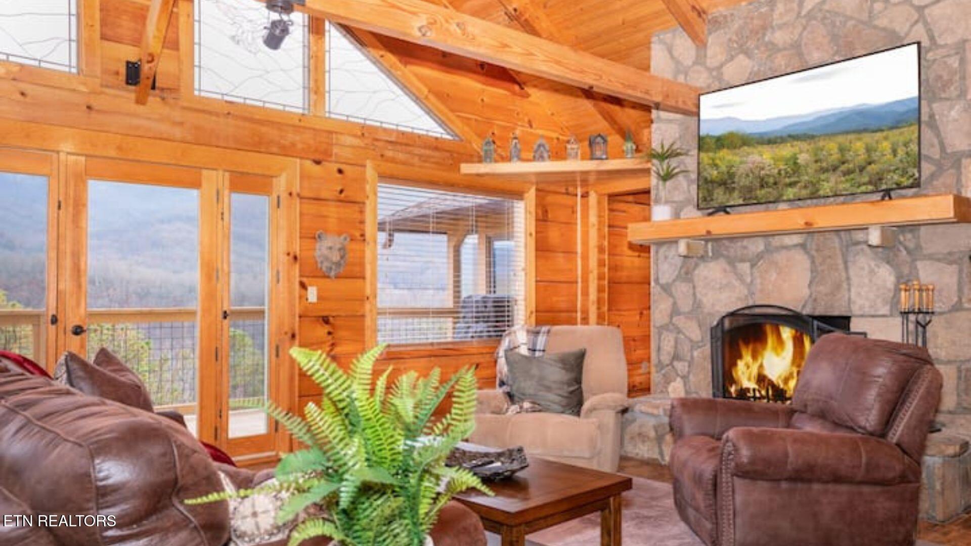 449 Lucerne Way Gatlinburg TN 37738