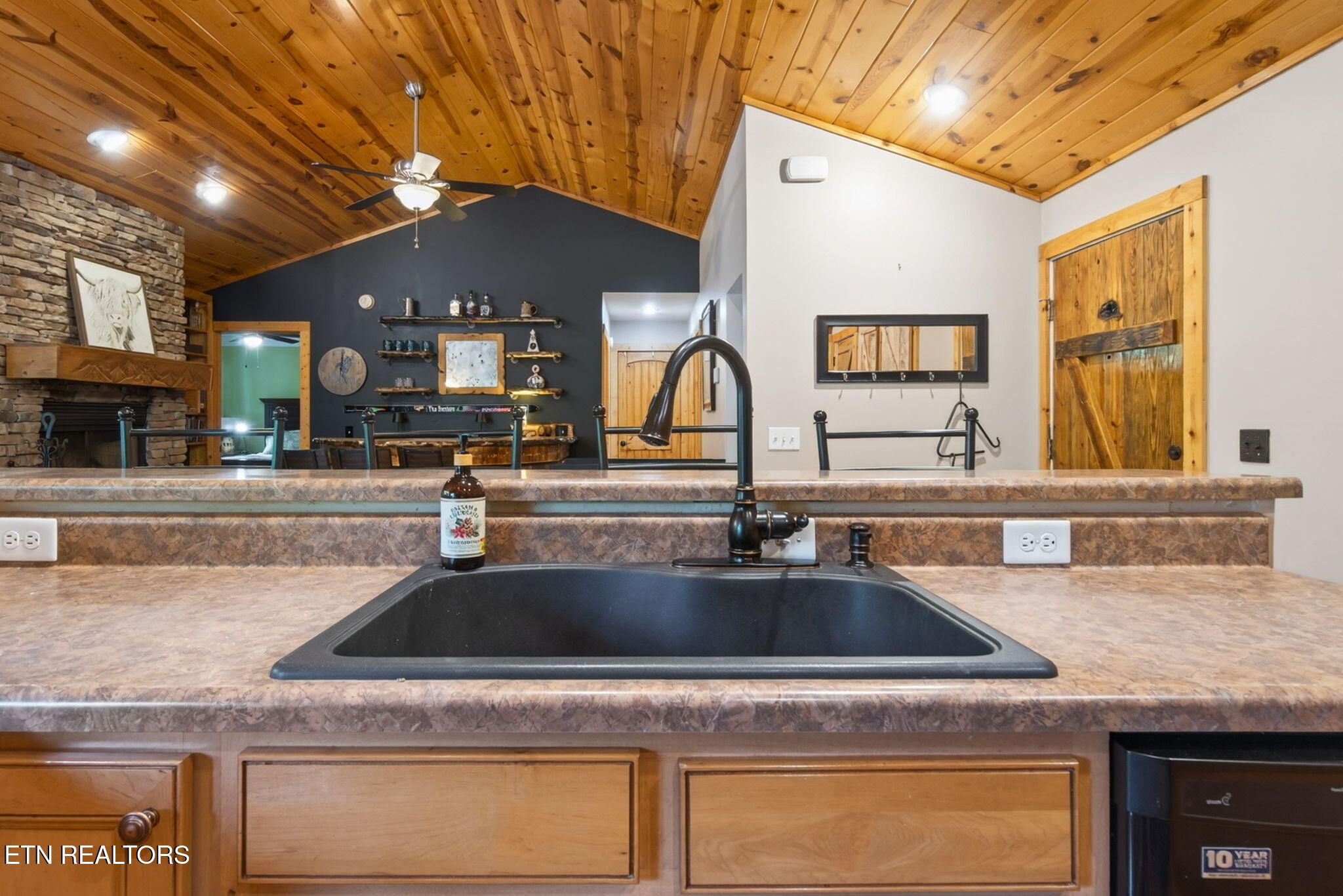 232 Victoria Circle Jamestown TN 38556