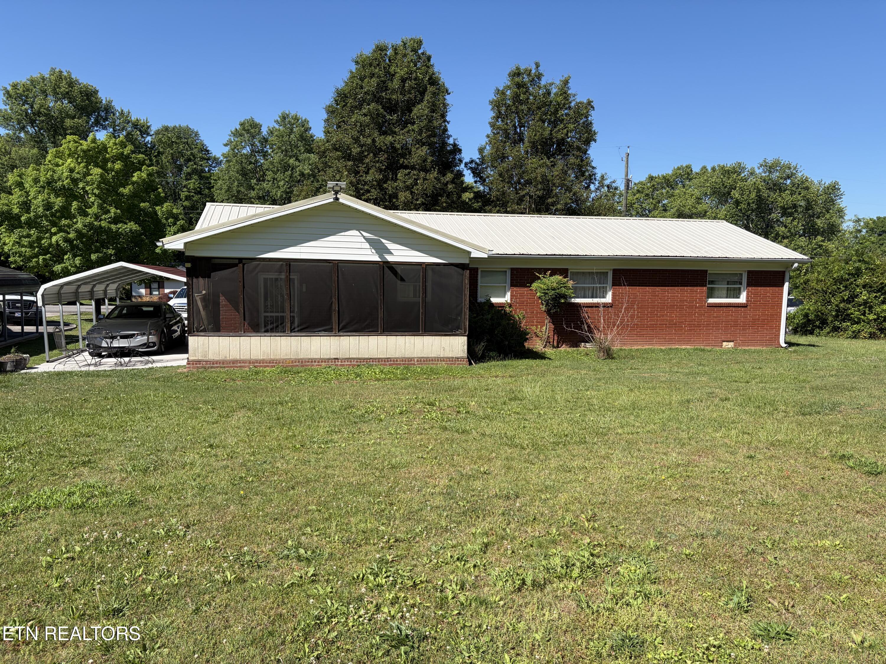 4422 Doris Circle Knoxville TN 37918