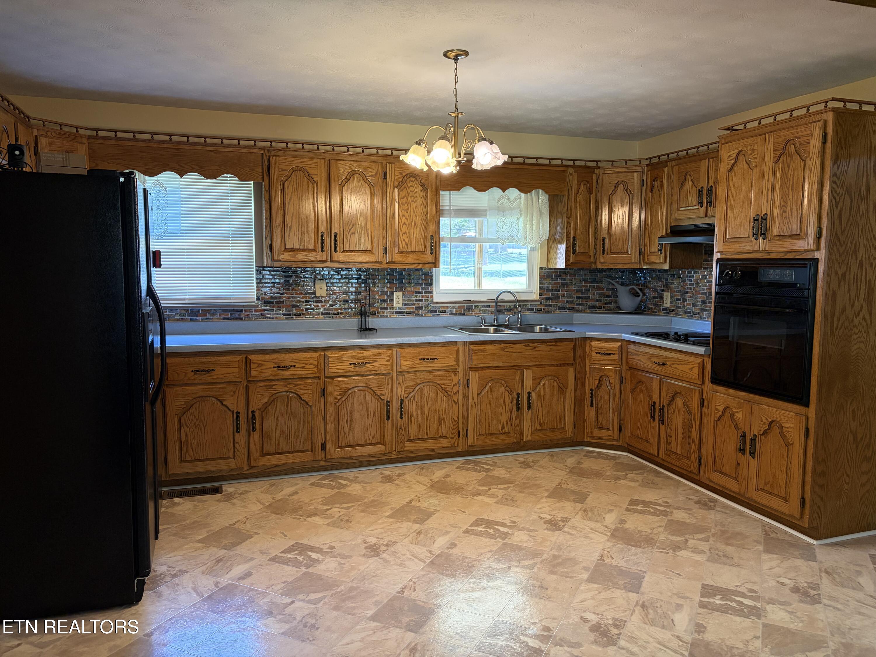 4422 Doris Circle Knoxville TN 37918