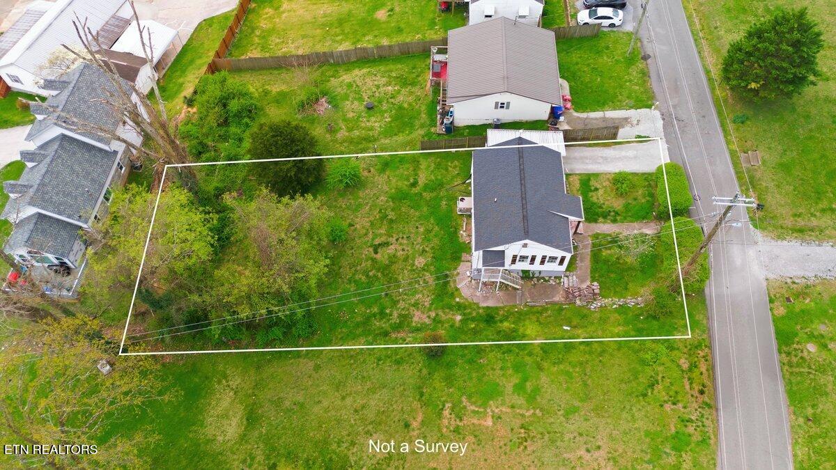 219 Pine Street Clinton TN 37716