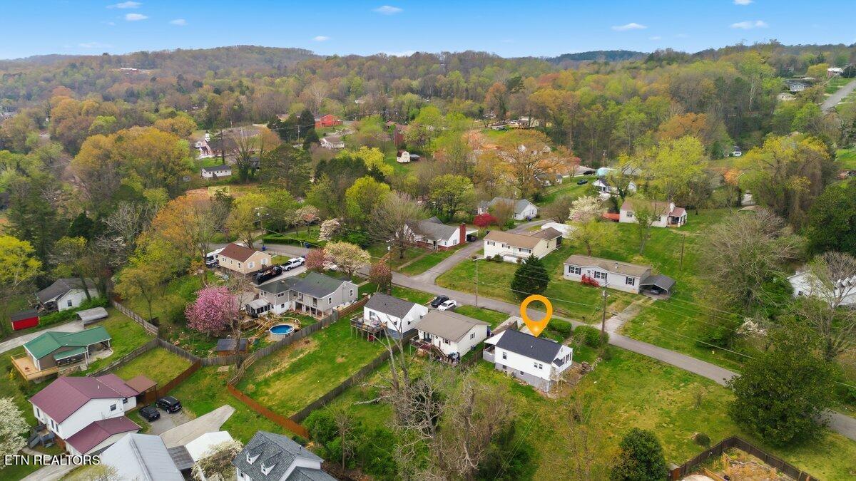 219 Pine Street Clinton TN 37716
