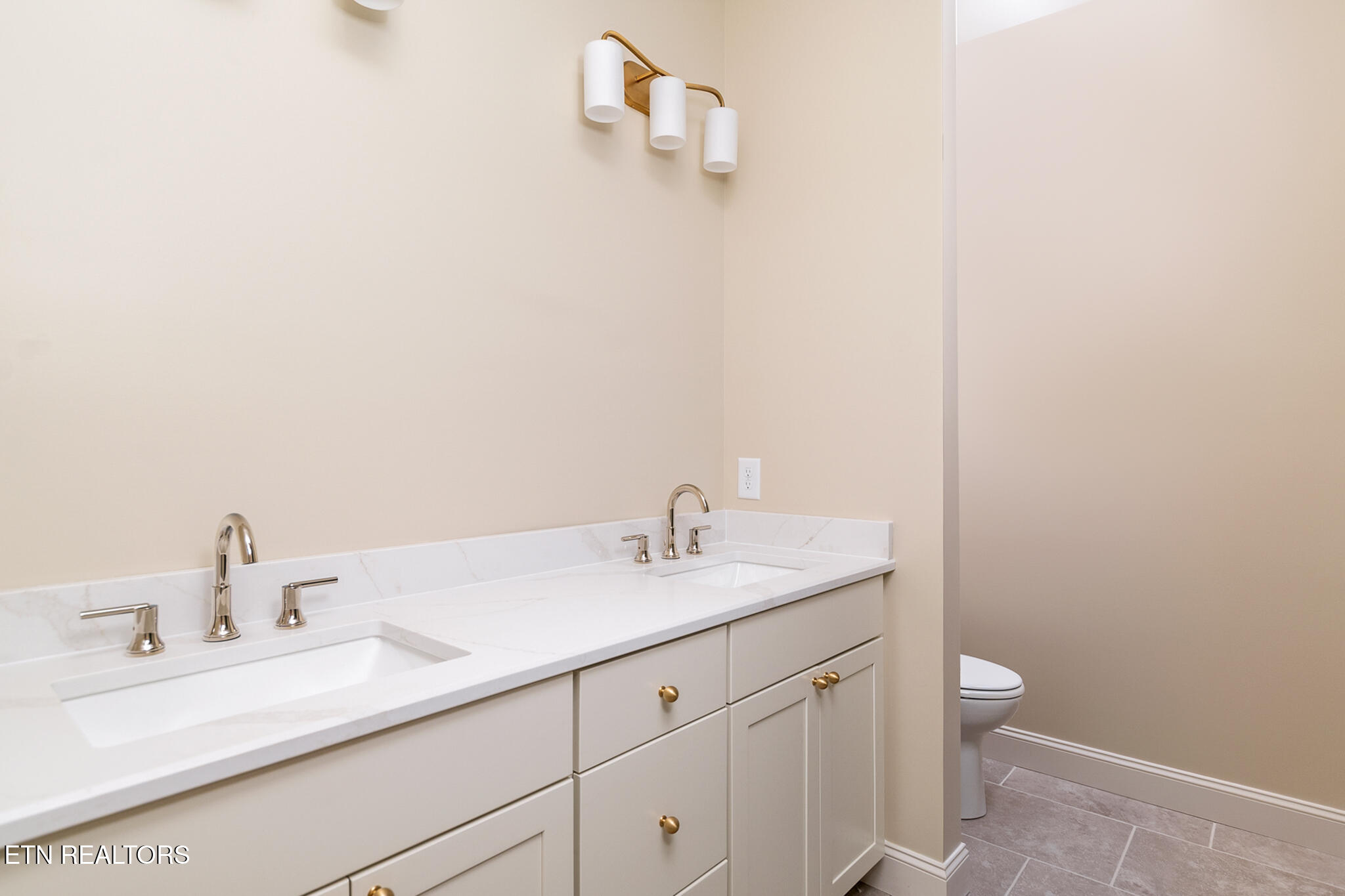 107 Alpine Drive Clinton TN 37716