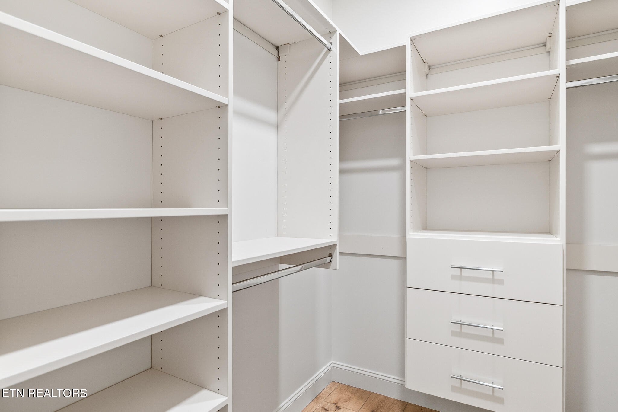 107 Alpine Drive Clinton TN 37716