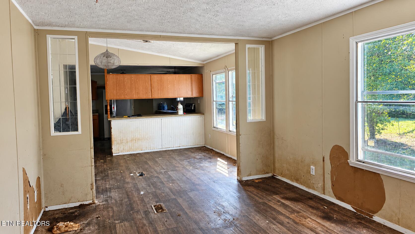 137 Cutters Lane Clinton TN 37716