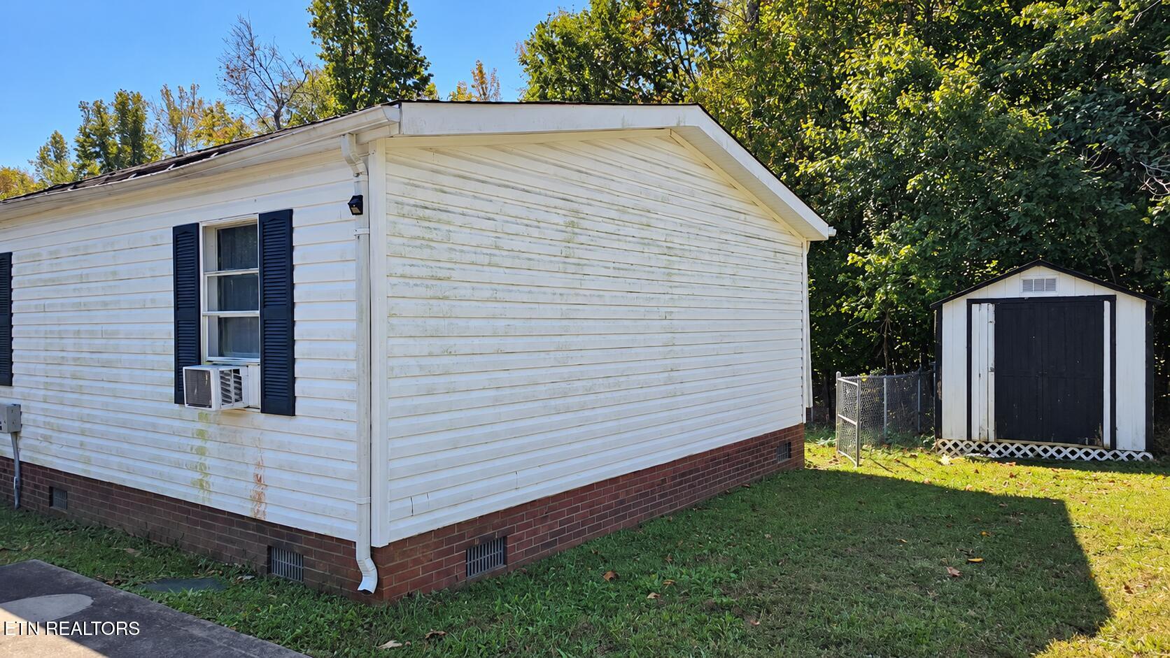 137 Cutters Lane Clinton TN 37716
