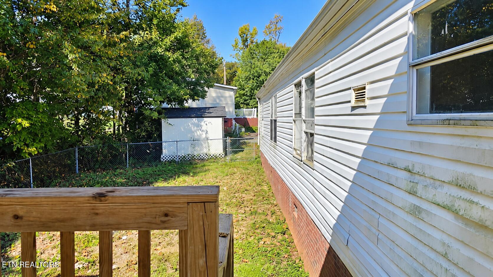 137 Cutters Lane Clinton TN 37716