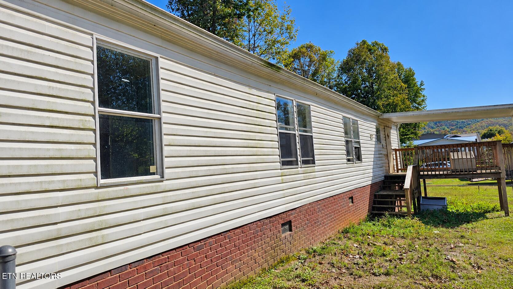 137 Cutters Lane Clinton TN 37716