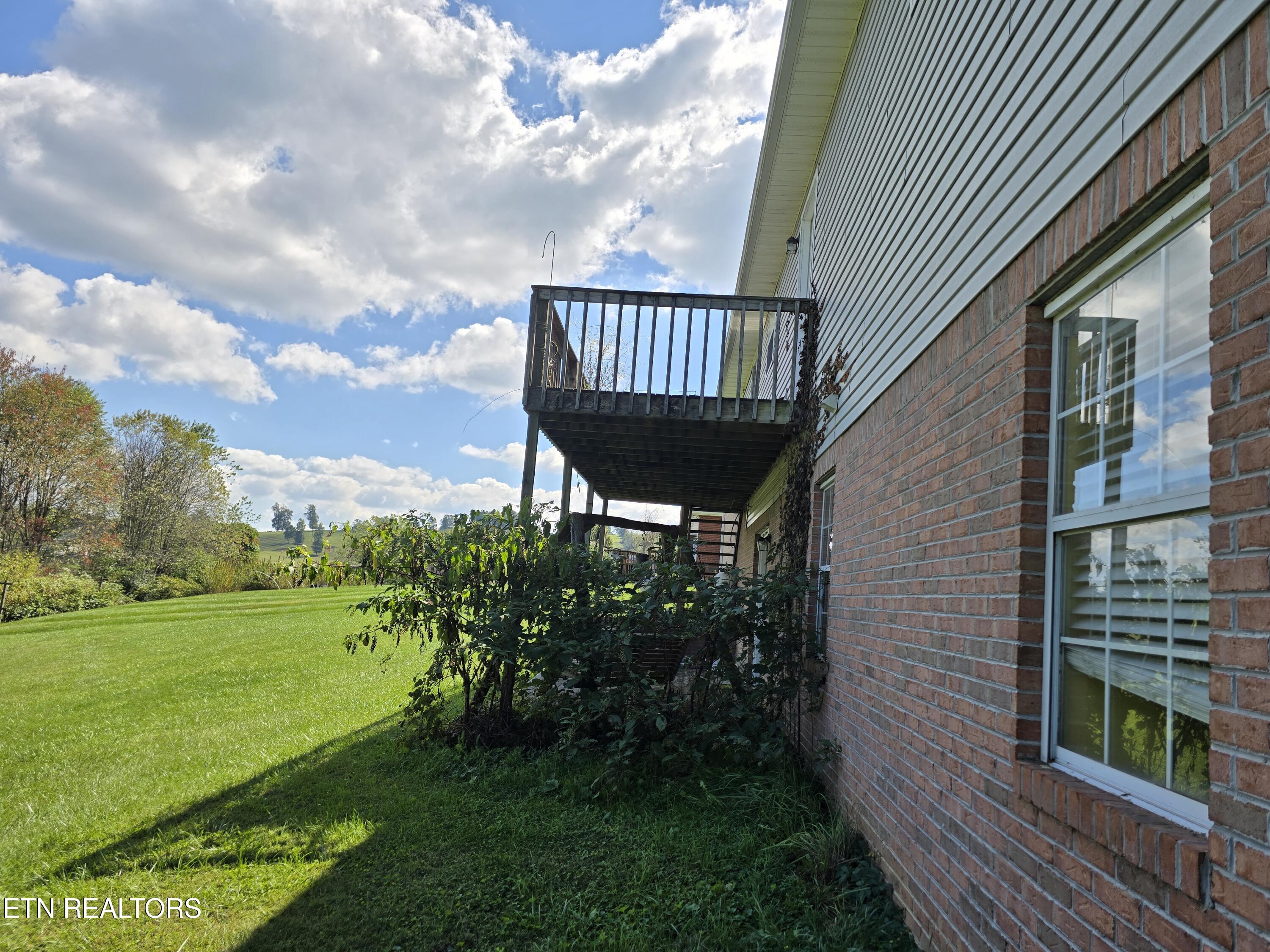 156 El Sara Drive New Tazewell TN 37825