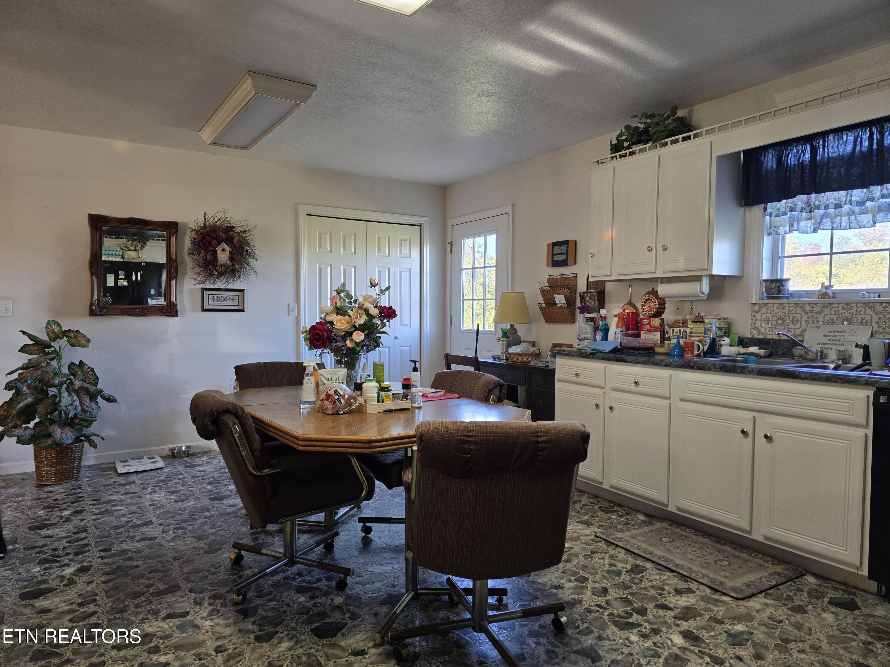 156 El Sara Drive New Tazewell TN 37825