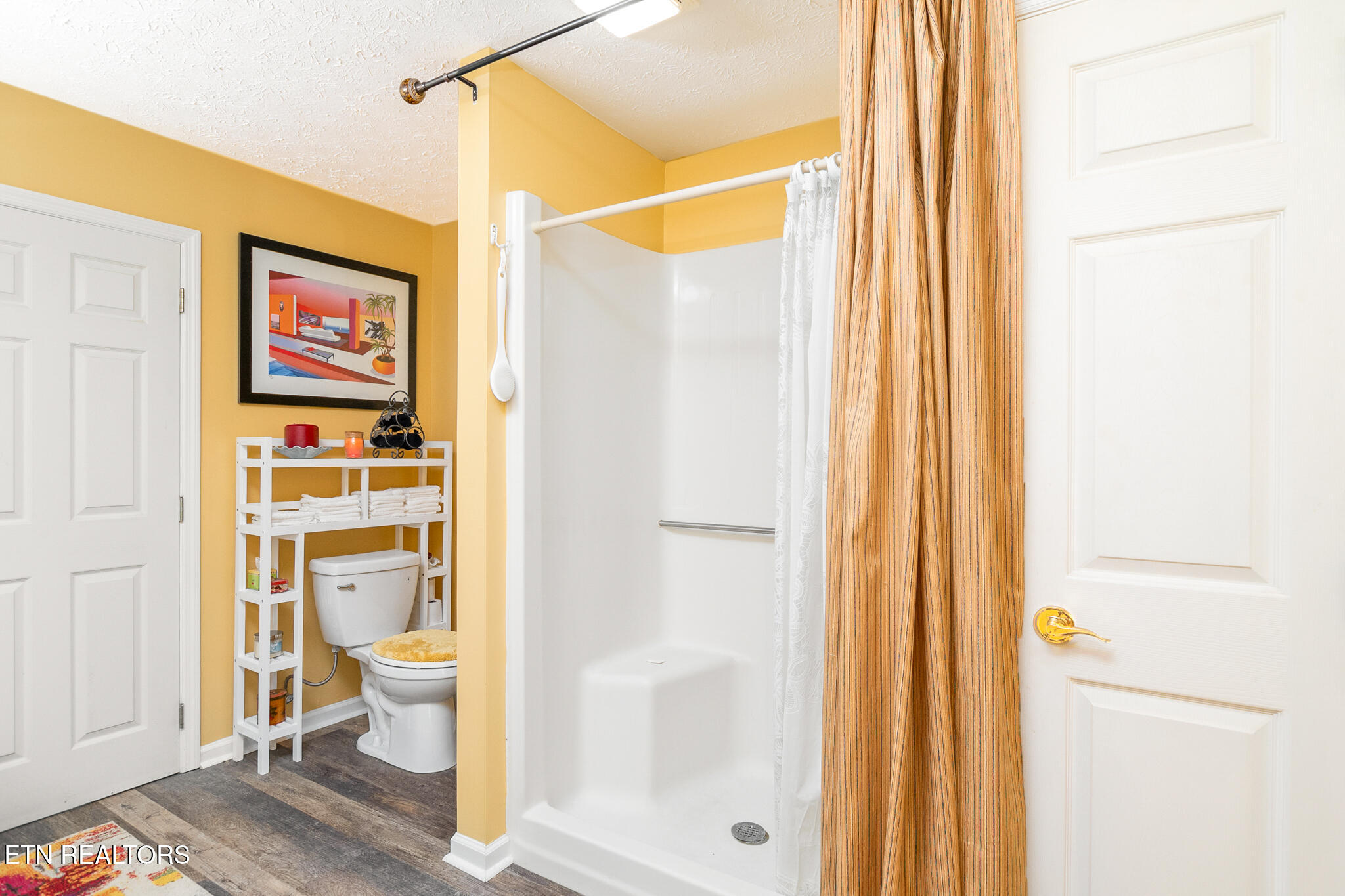 926 Hilltop Lane Kodak TN 37764