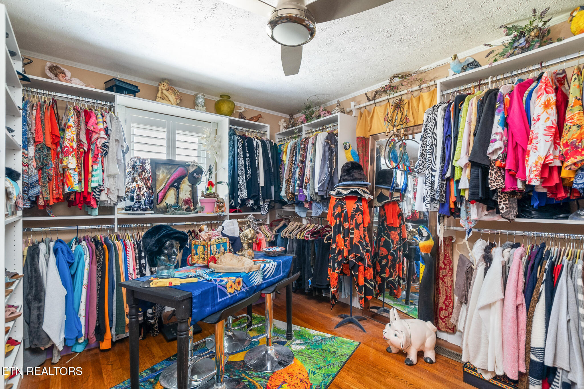 926 Hilltop Lane Kodak TN 37764