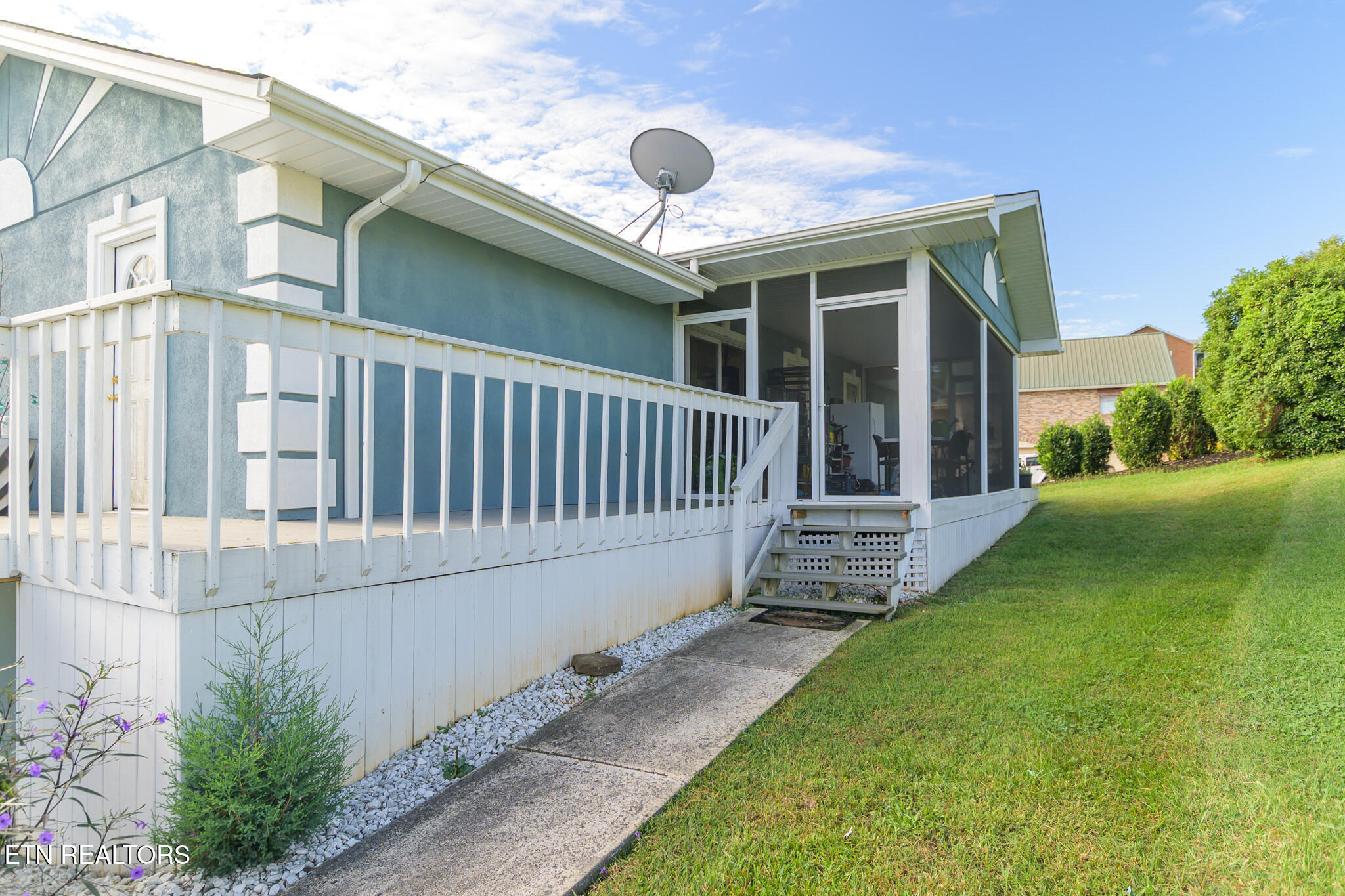 926 Hilltop Lane Kodak TN 37764