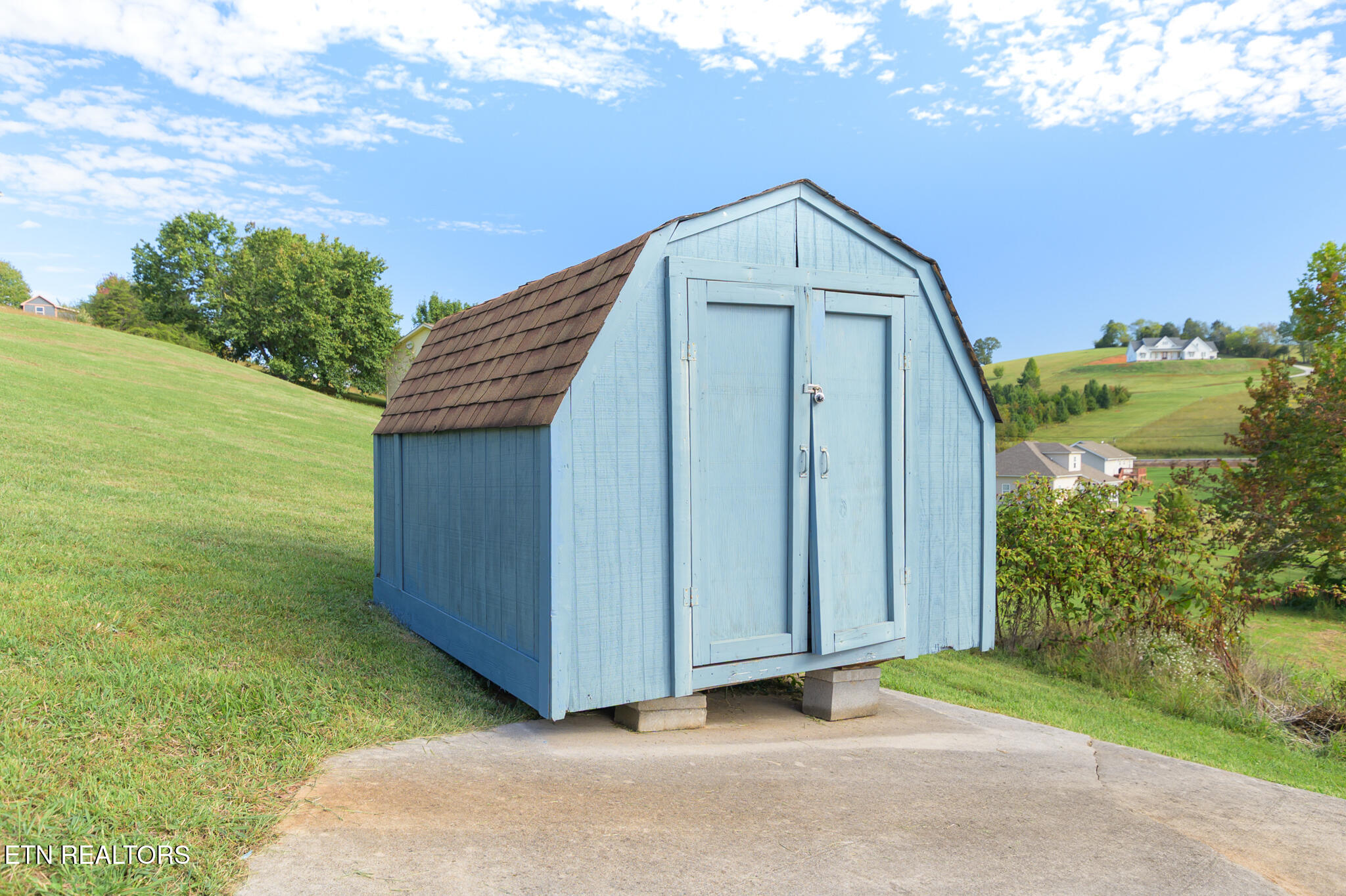 926 Hilltop Lane Kodak TN 37764