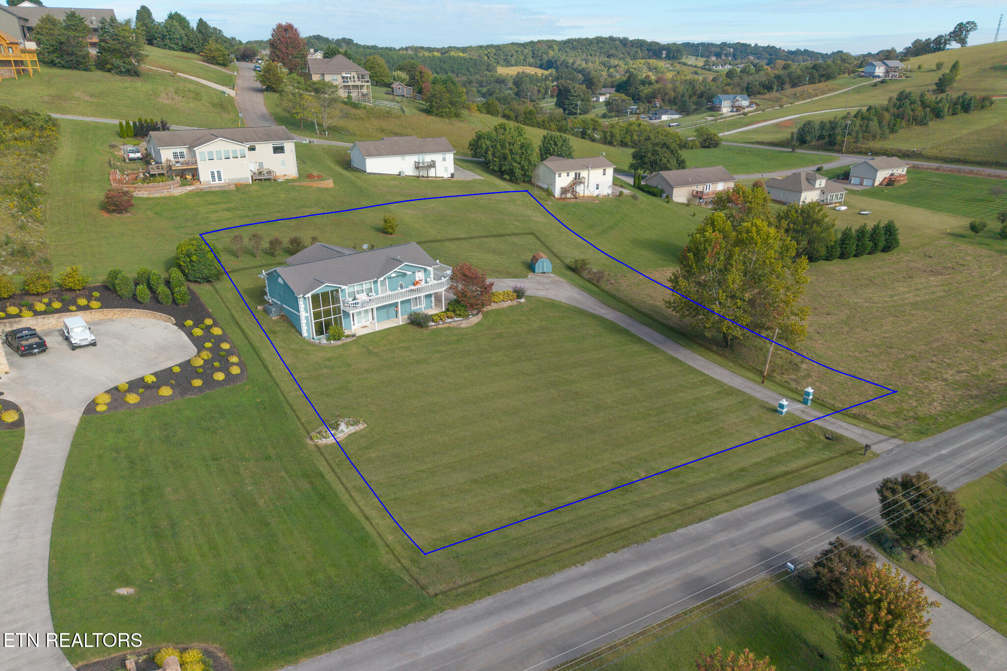 926 Hilltop Lane Kodak TN 37764